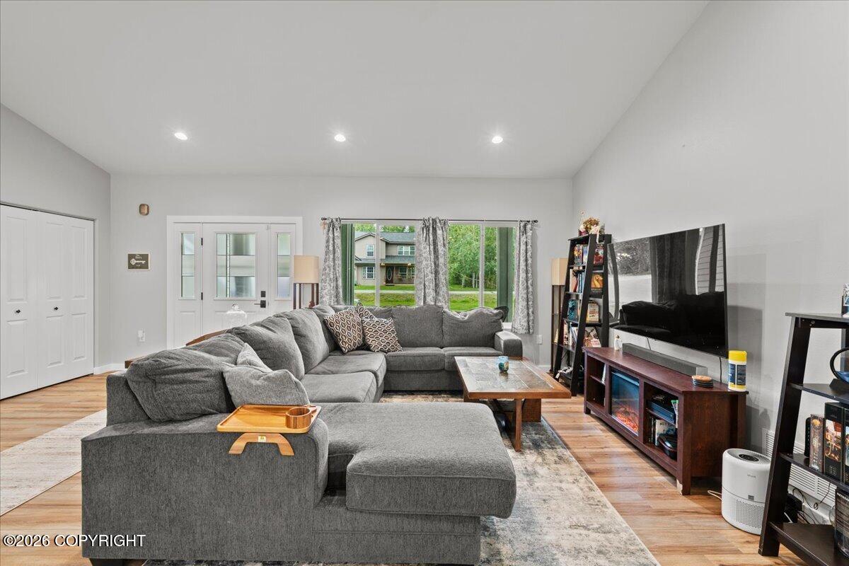 6881 W Gruening Place Property Photo 13