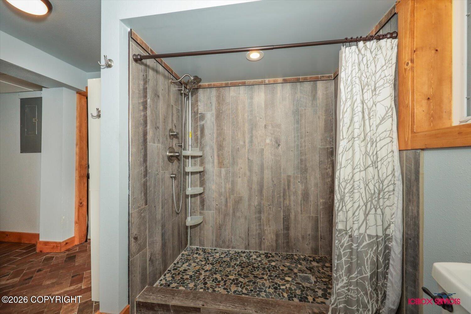 187 Chalcopyrite Court Property Photo 13