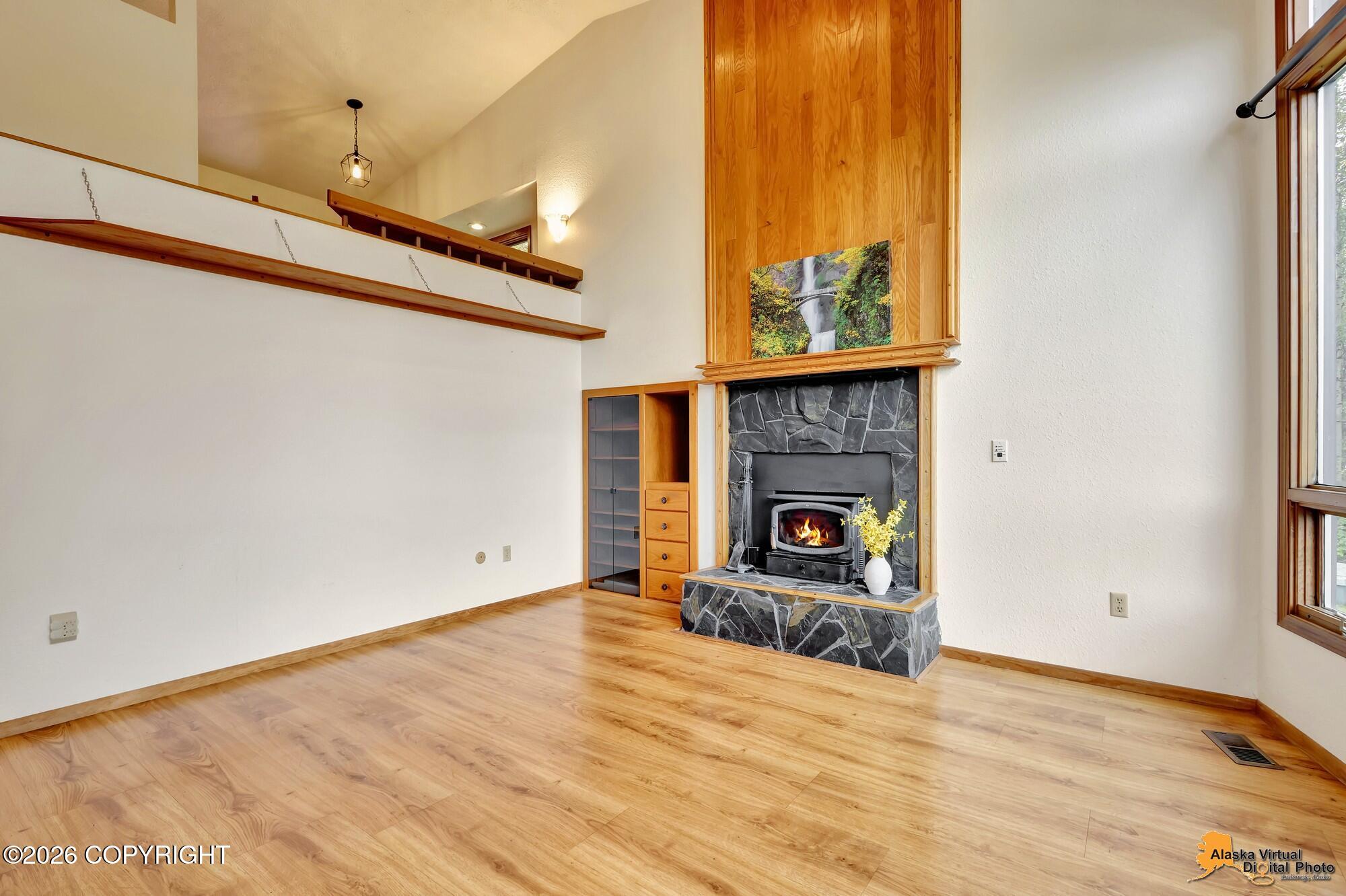 22314 Woodcliff Court Property Photo 14