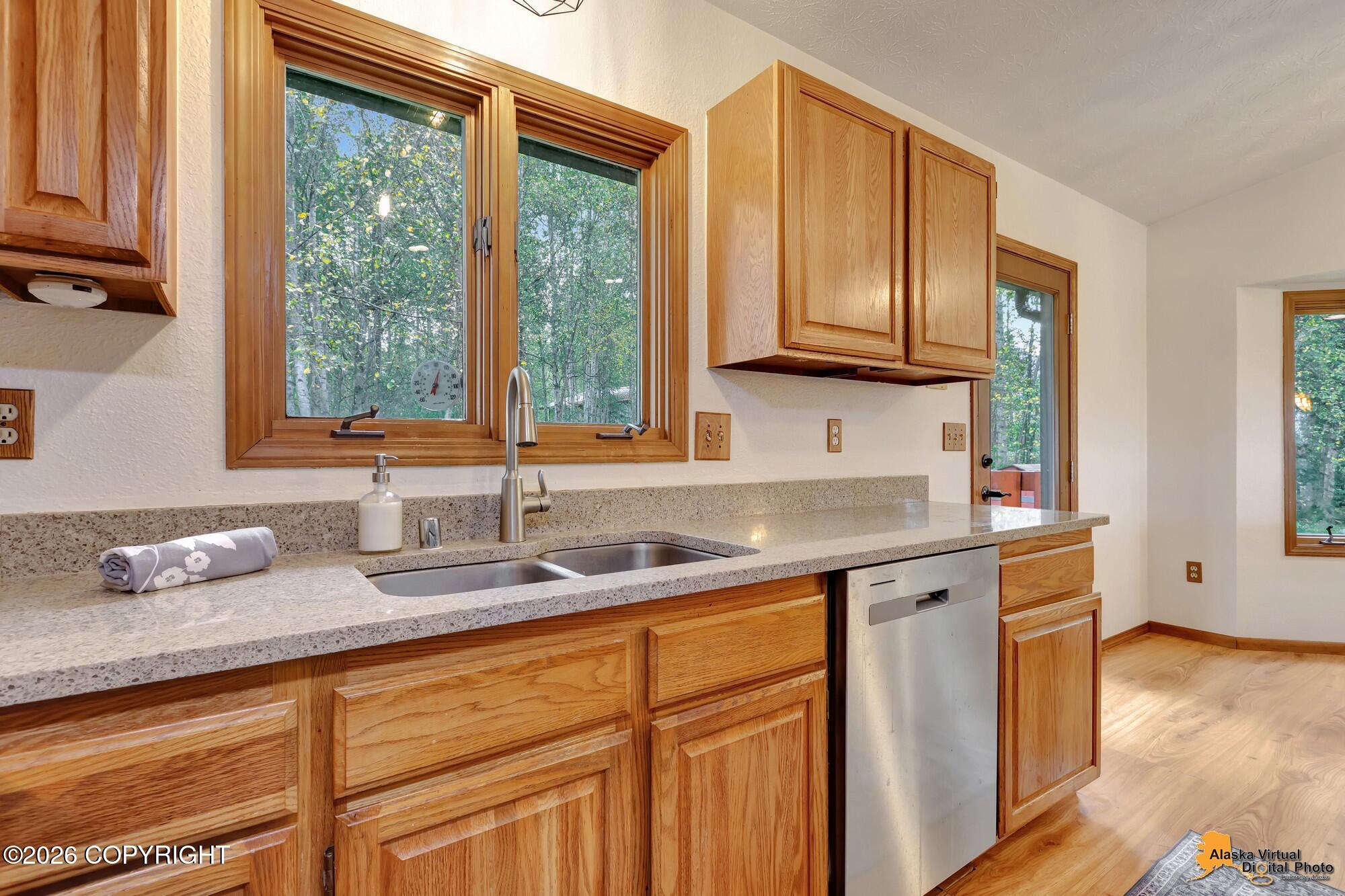 22314 Woodcliff Court Property Photo 21