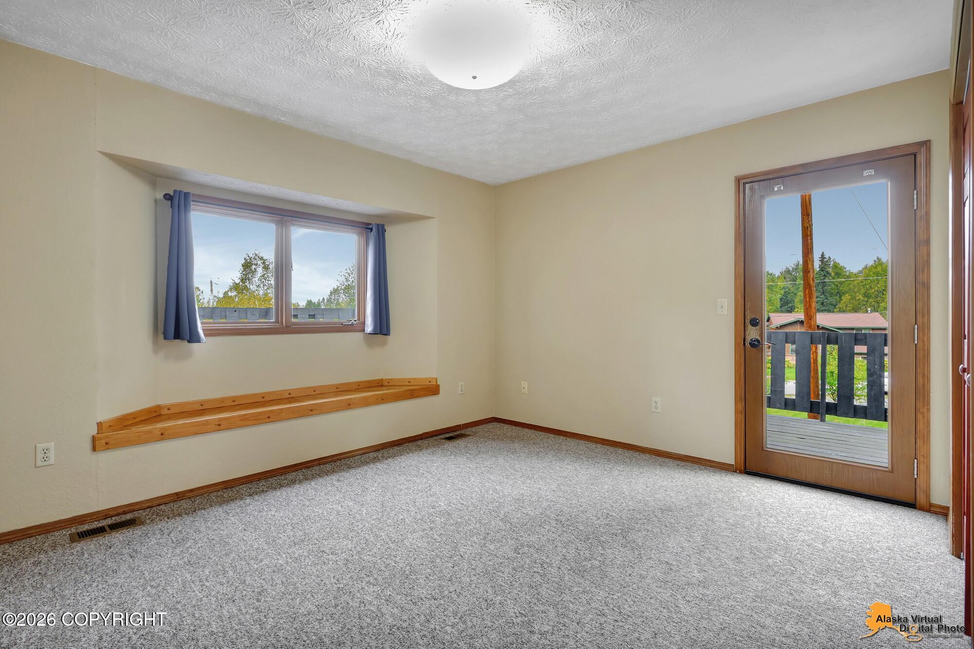22314 Woodcliff Court Property Photo 26