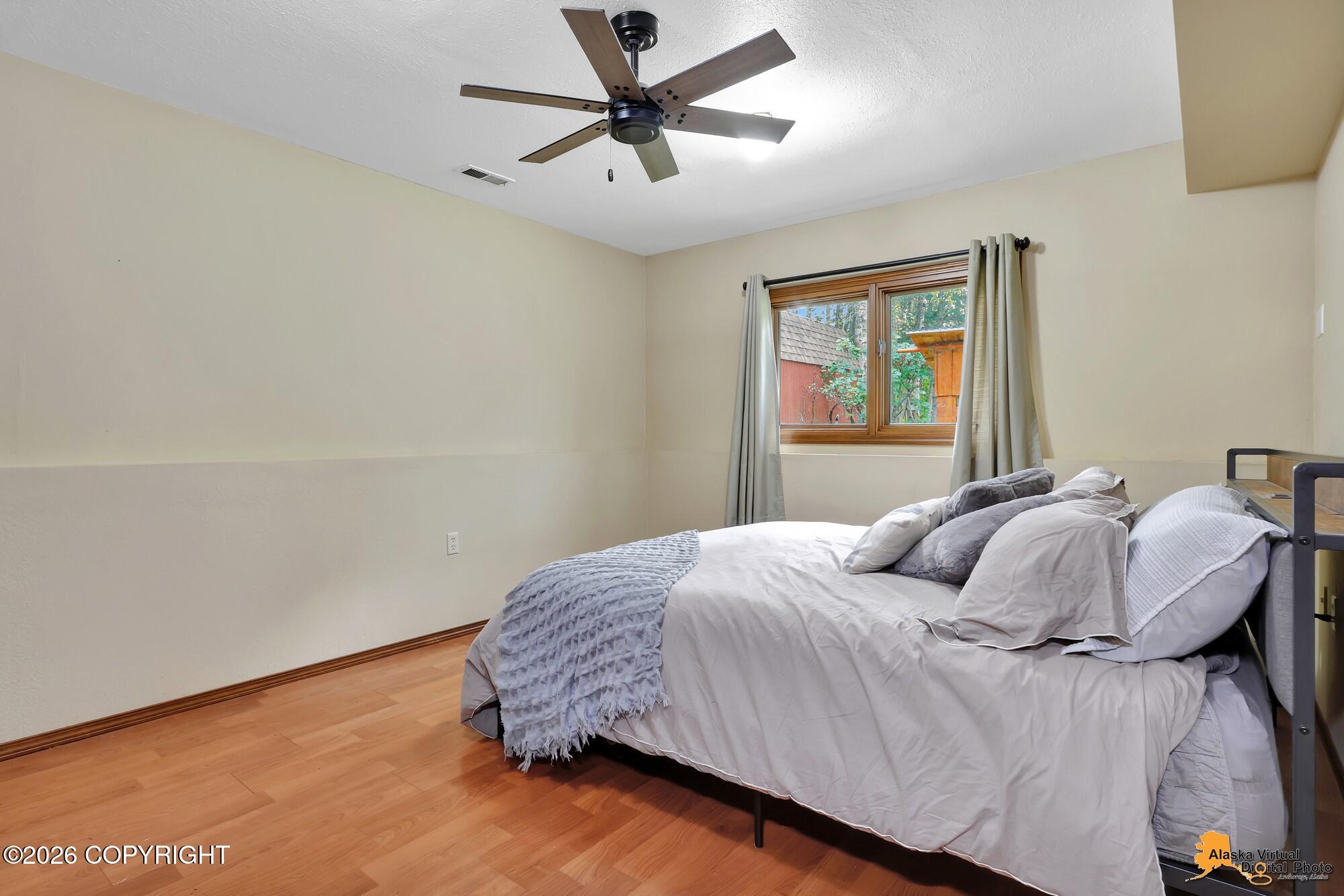 22314 Woodcliff Court Property Photo 32