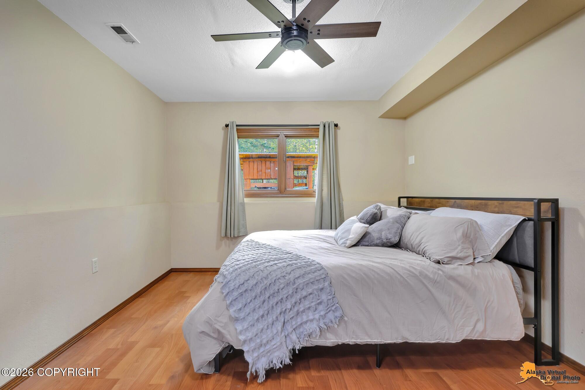22314 Woodcliff Court Property Photo 34