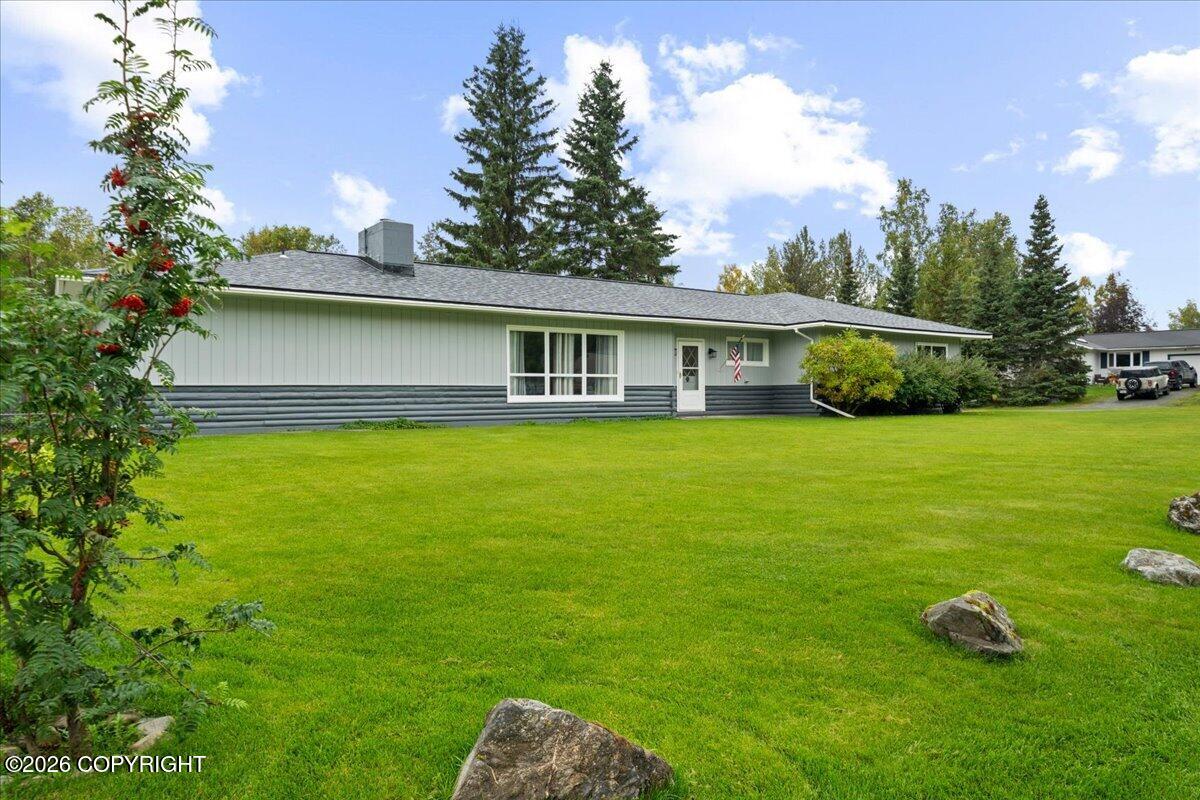 12606 Iris Way Property Photo 5