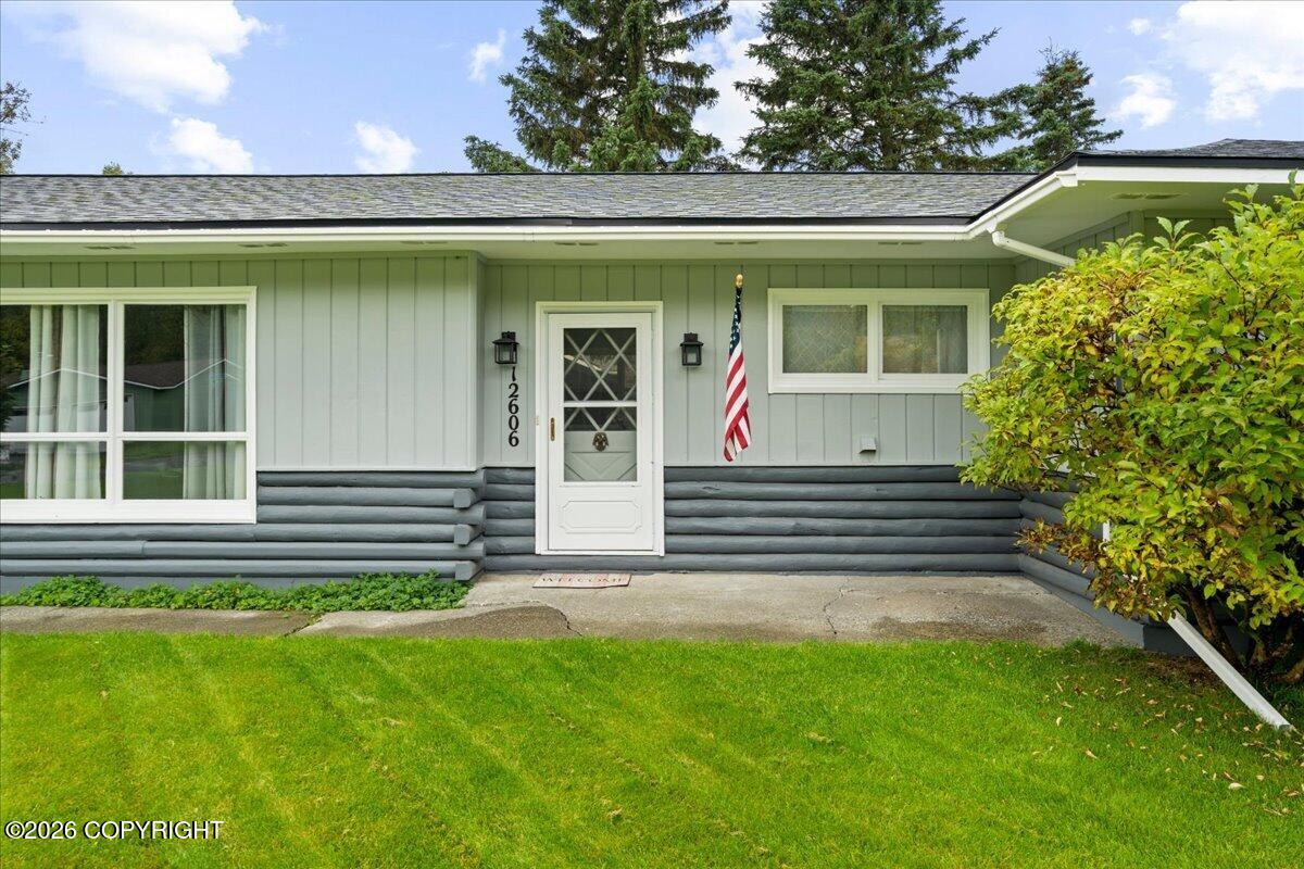 12606 Iris Way Property Photo 7