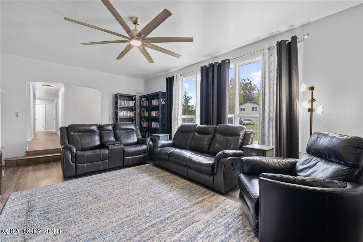 12606 Iris Way Property Photo 11