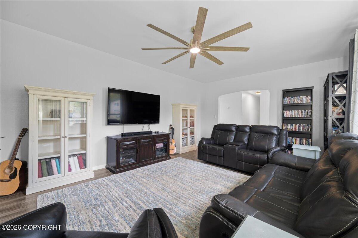12606 Iris Way Property Photo 13