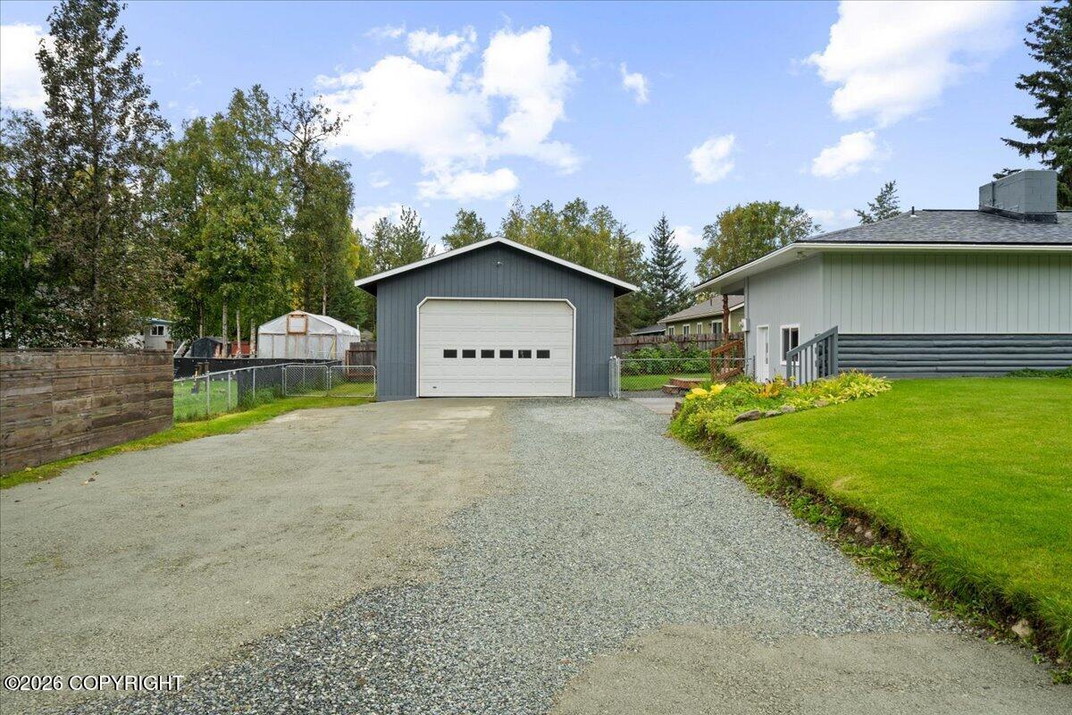 12606 Iris Way Property Photo 54