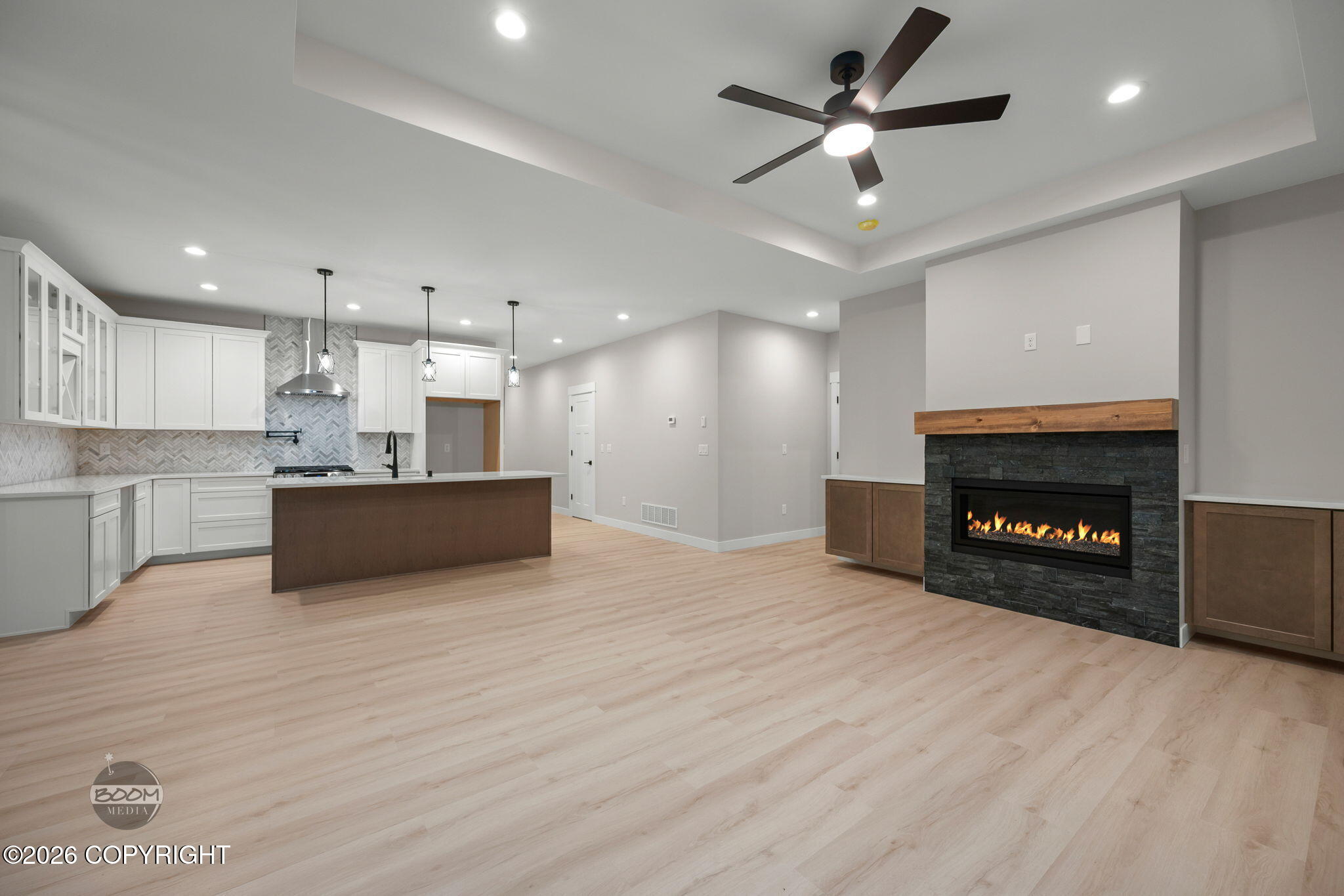 5837 S Gates Street Property Photo 13