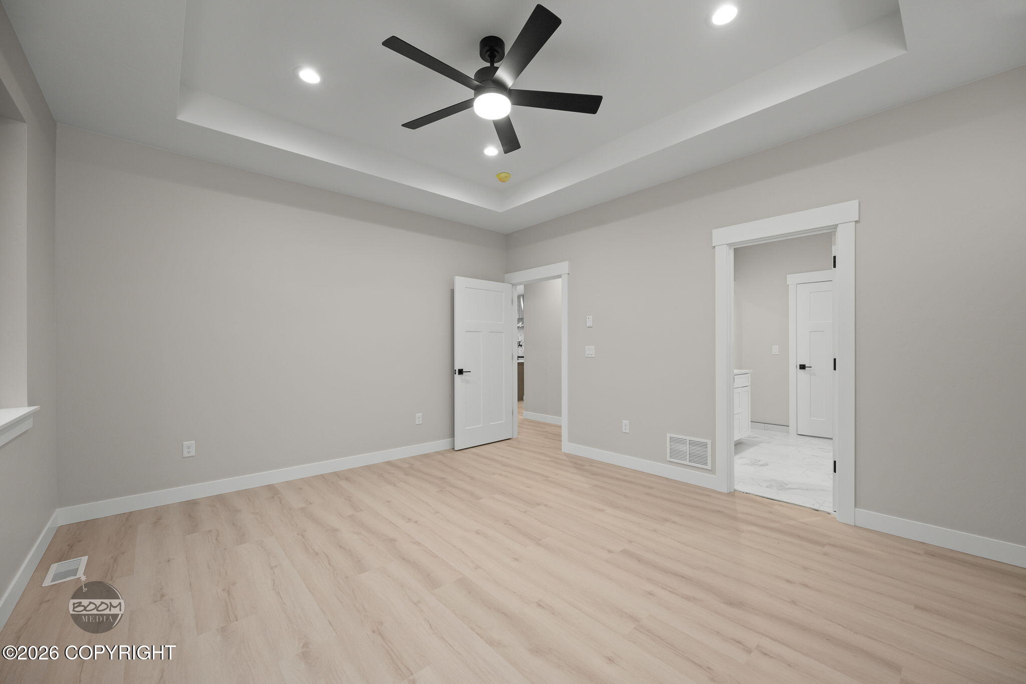 5837 S Gates Street Property Photo 35