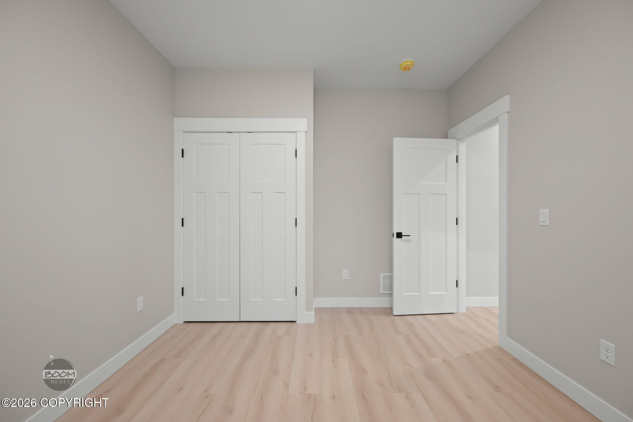 5837 S Gates Street Property Photo 47