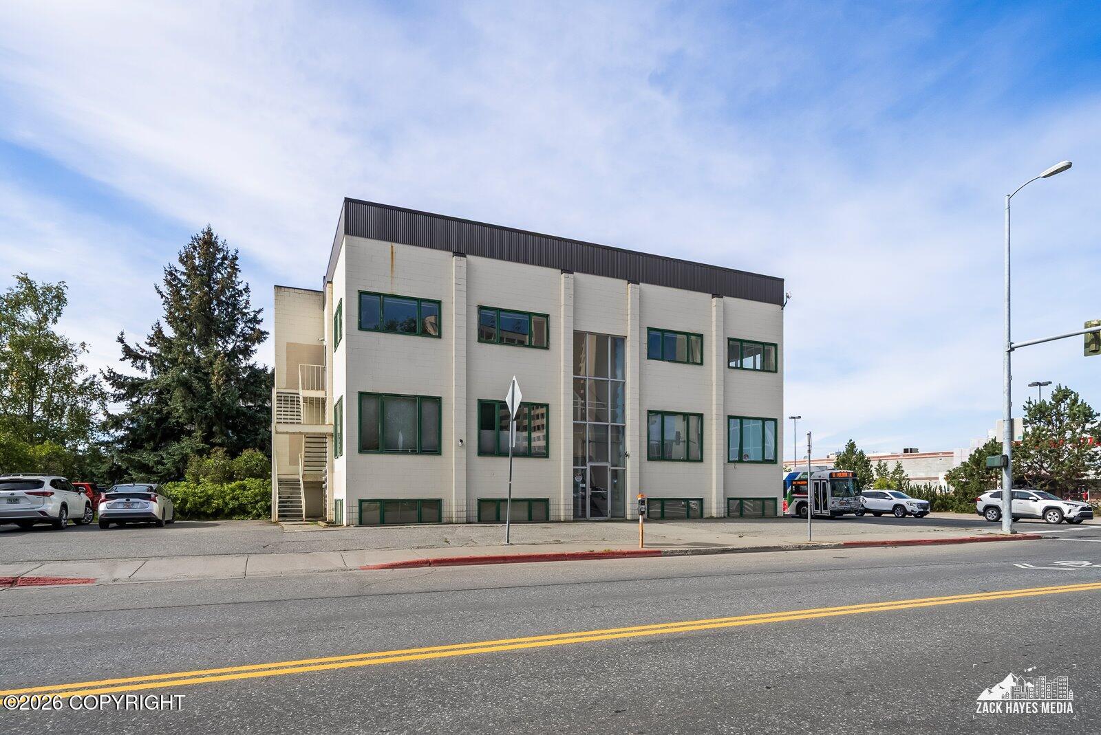 600 Cordova Street Property Photo 6