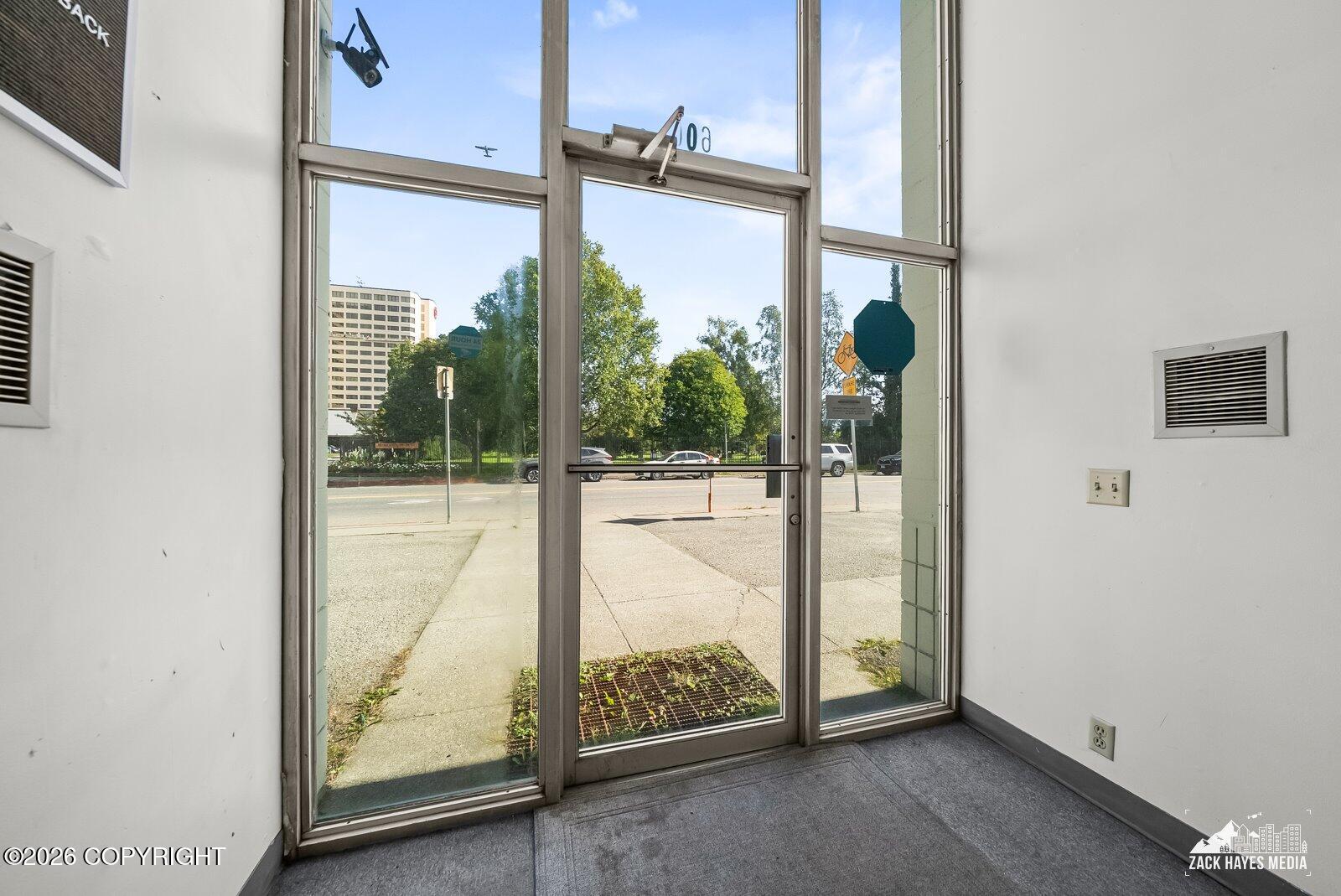 600 Cordova Street Property Photo 9