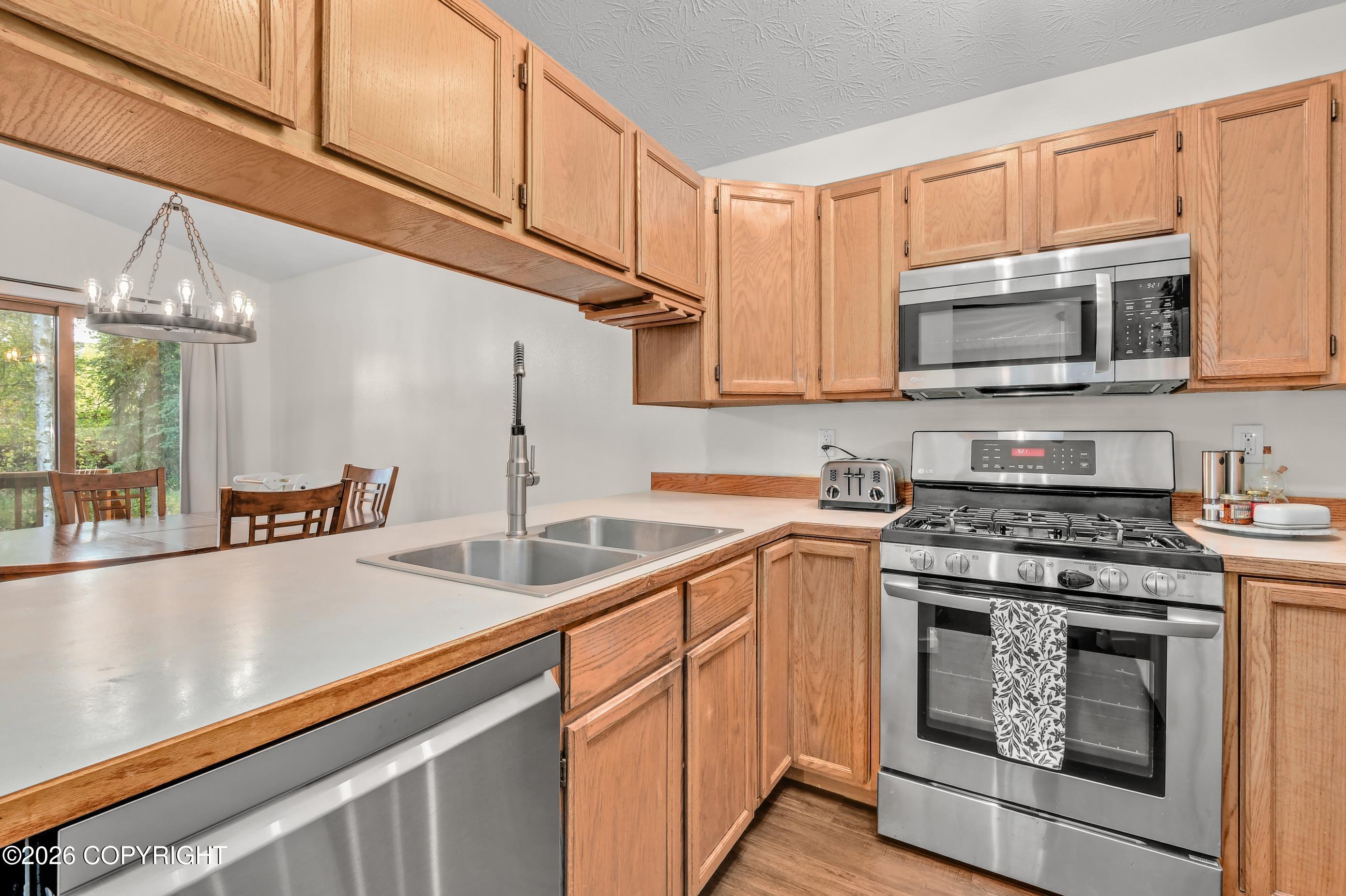 18412 Jude Island Circle Property Photo 9