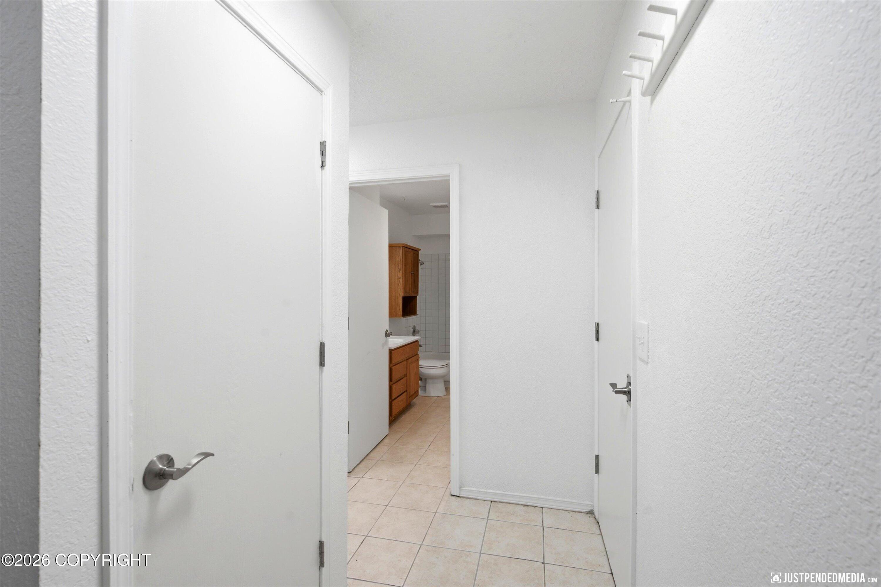 1130 W 71st Court Property Photo 5