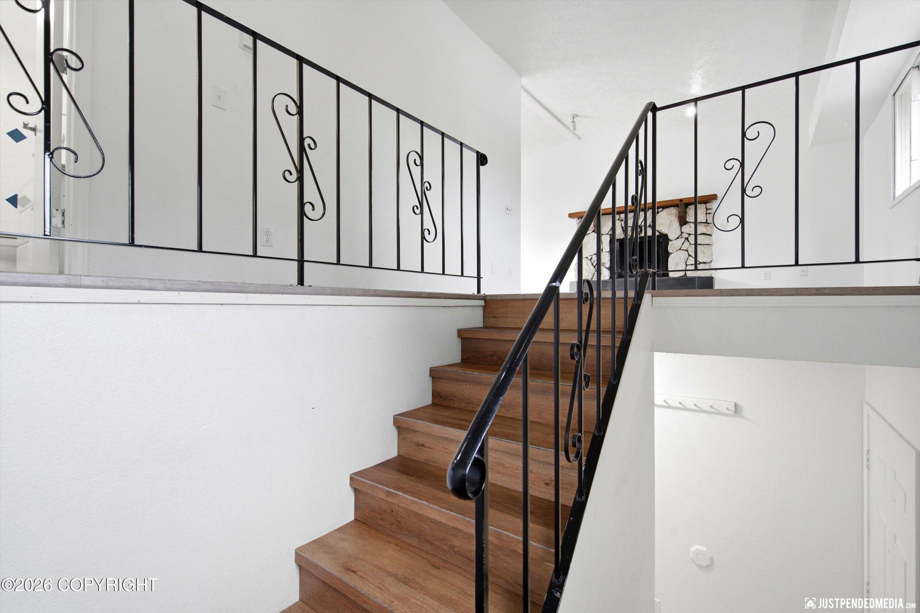 1130 W 71st Court Property Photo 14
