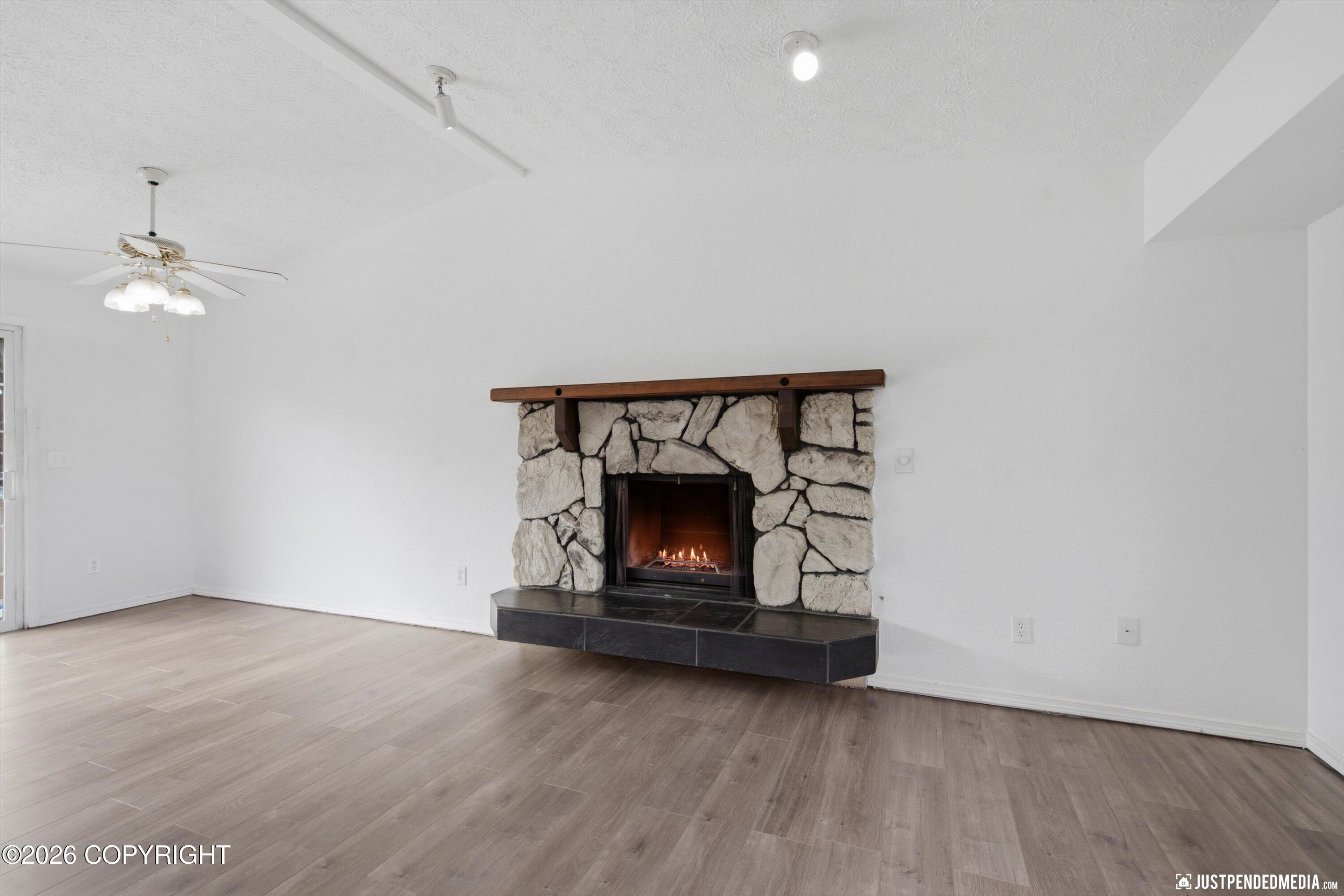 1130 W 71st Court Property Photo 16