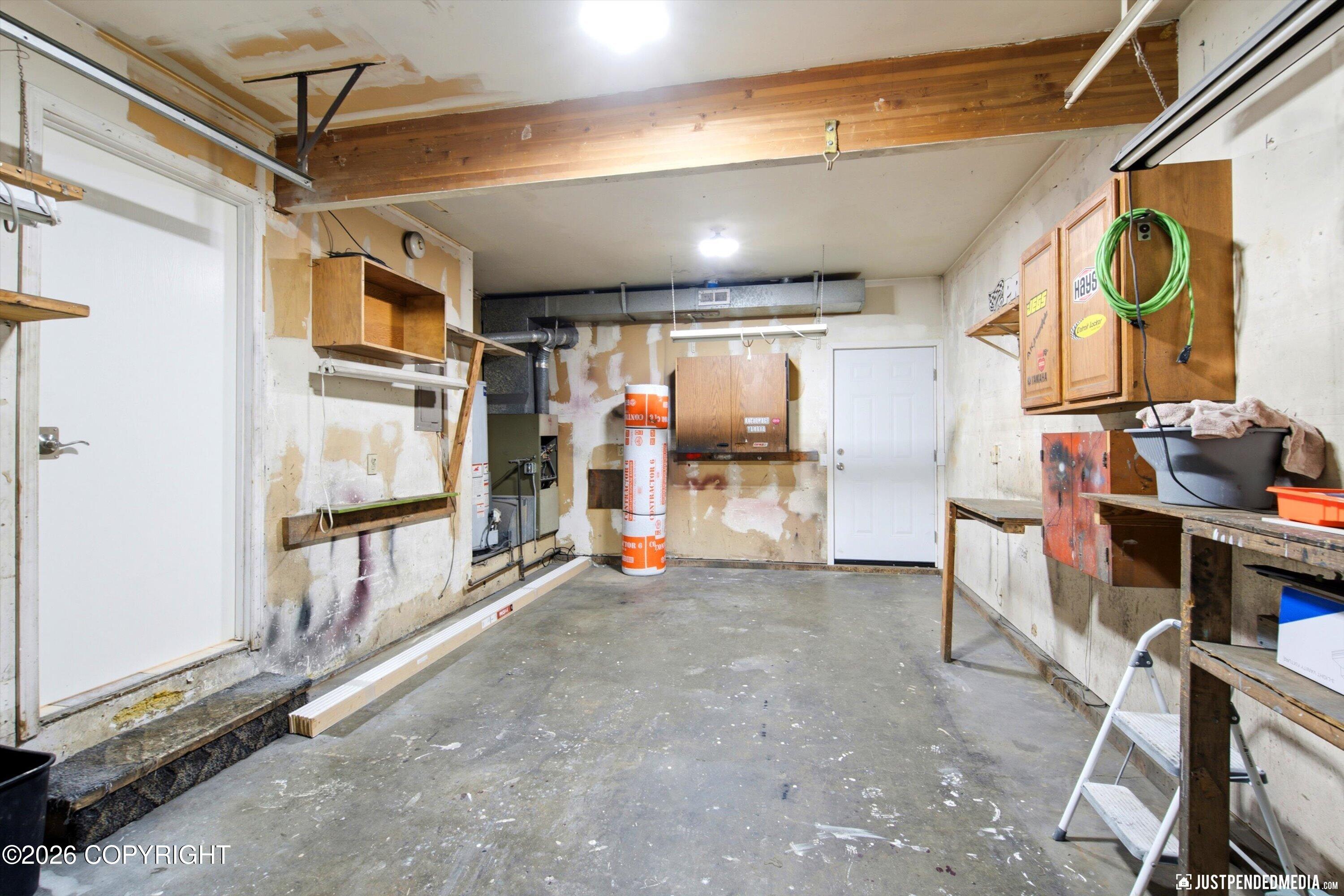 1130 W 71st Court Property Photo 29