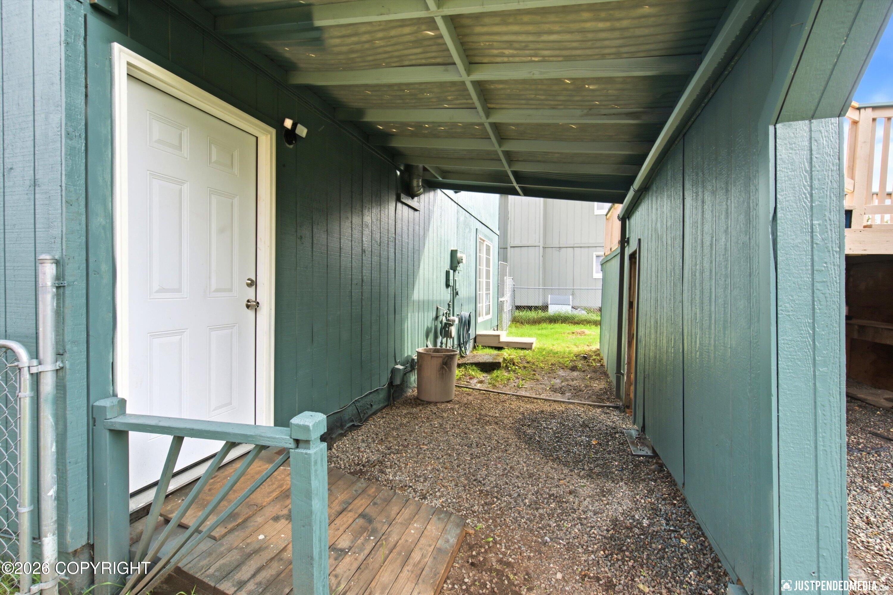 1130 W 71st Court Property Photo 31