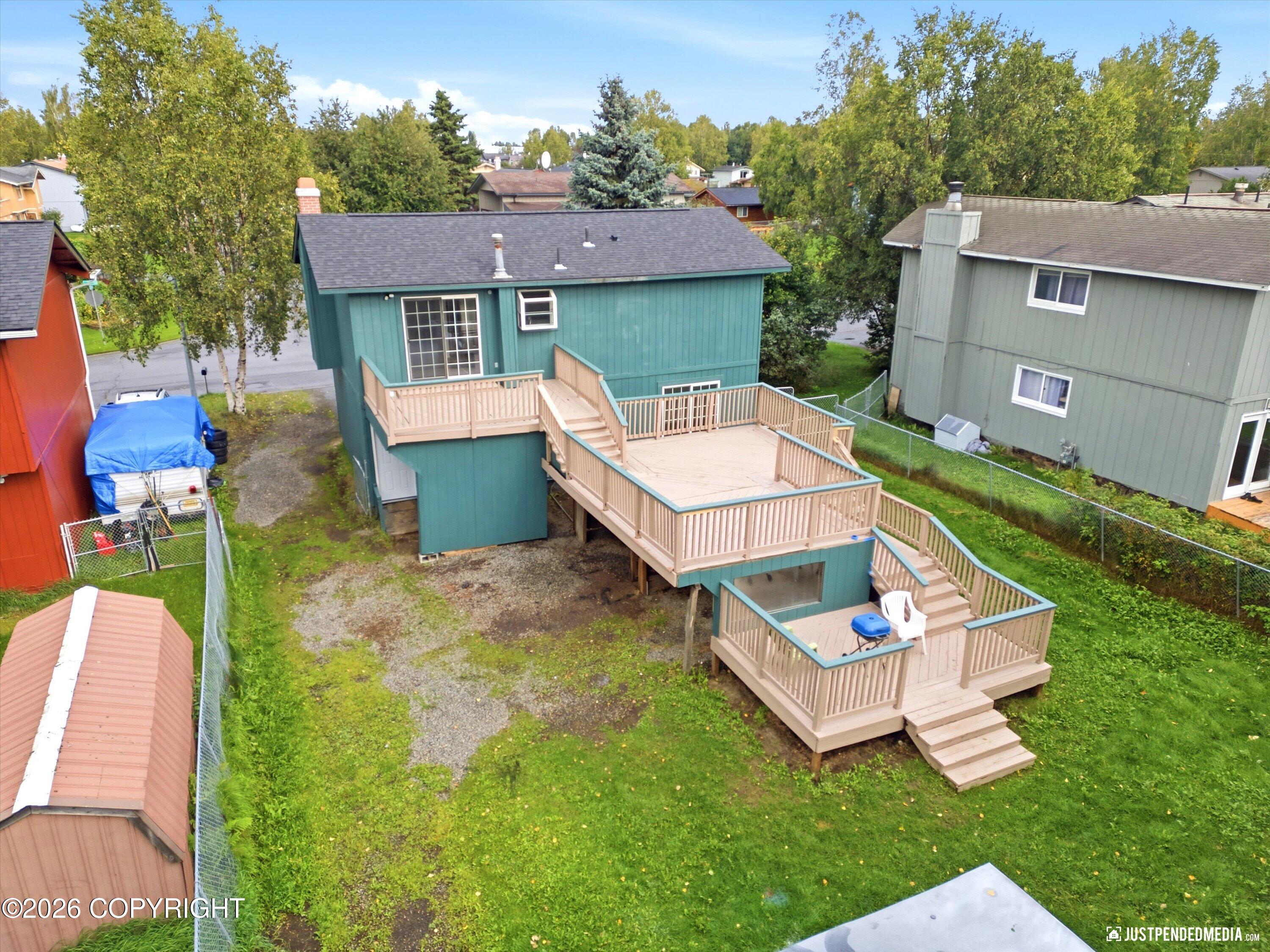 1130 W 71st Court Property Photo 42