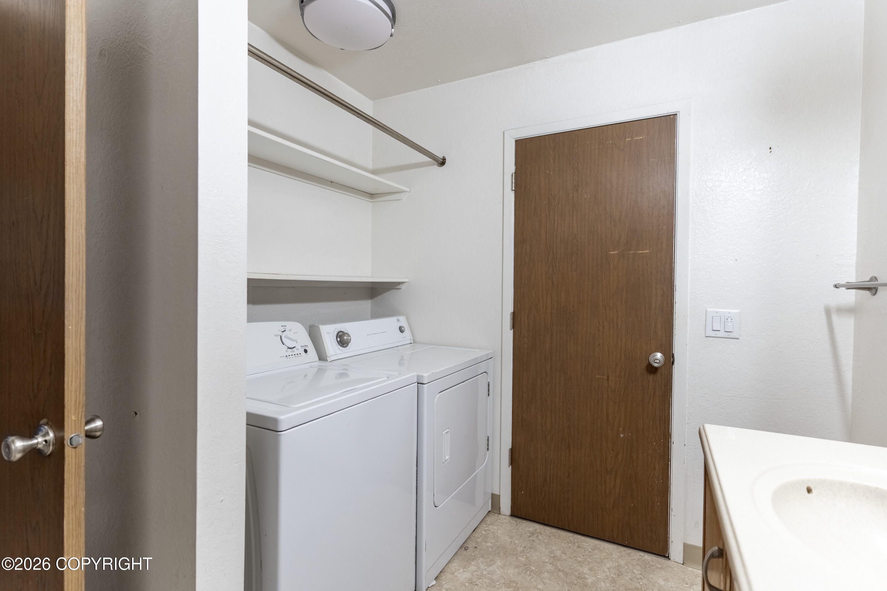 3950 N Greatland Circle Property Photo 11