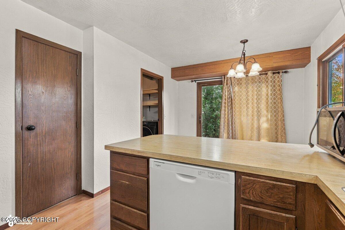 3348 Leonard Circle Property Photo 8