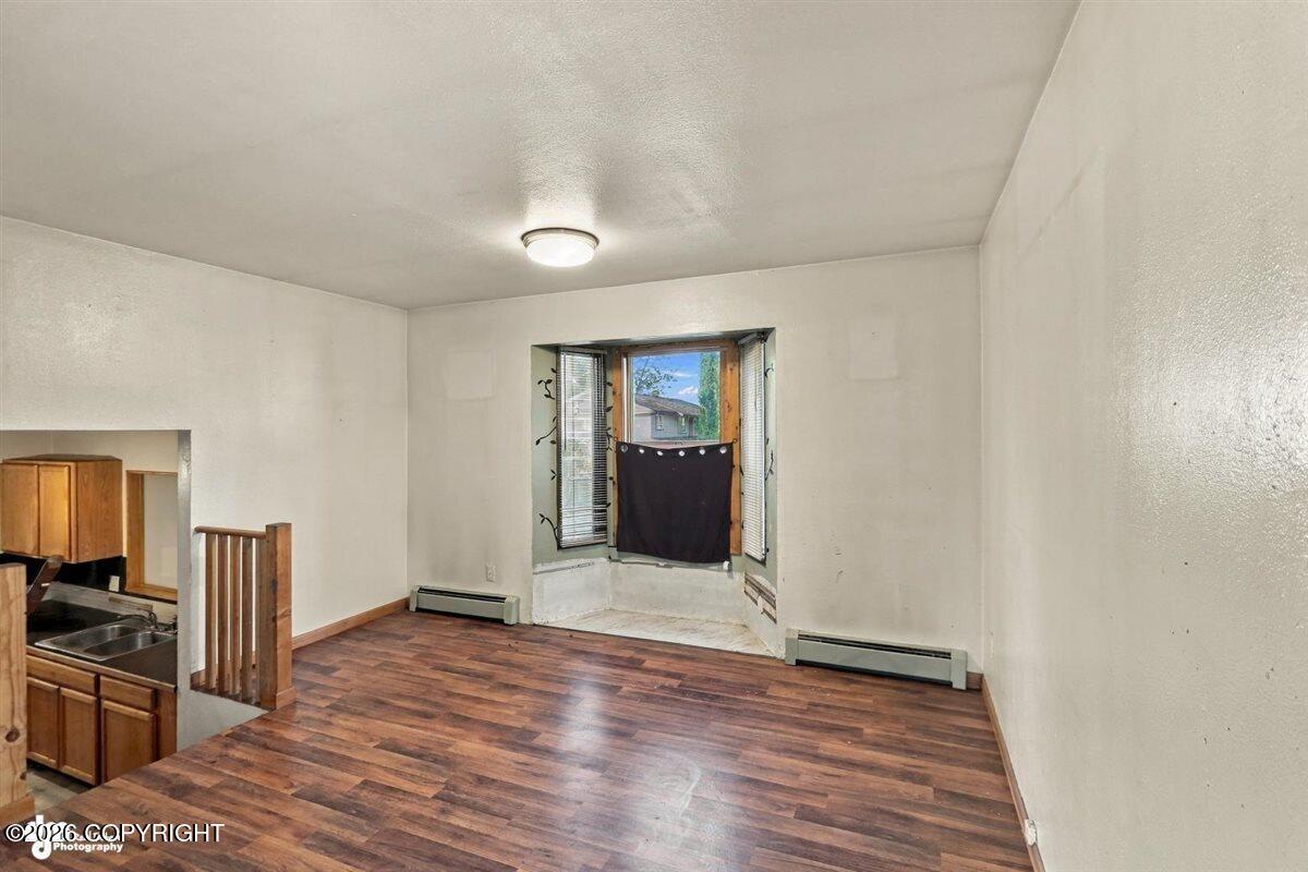 733 Price Street Property Photo 14