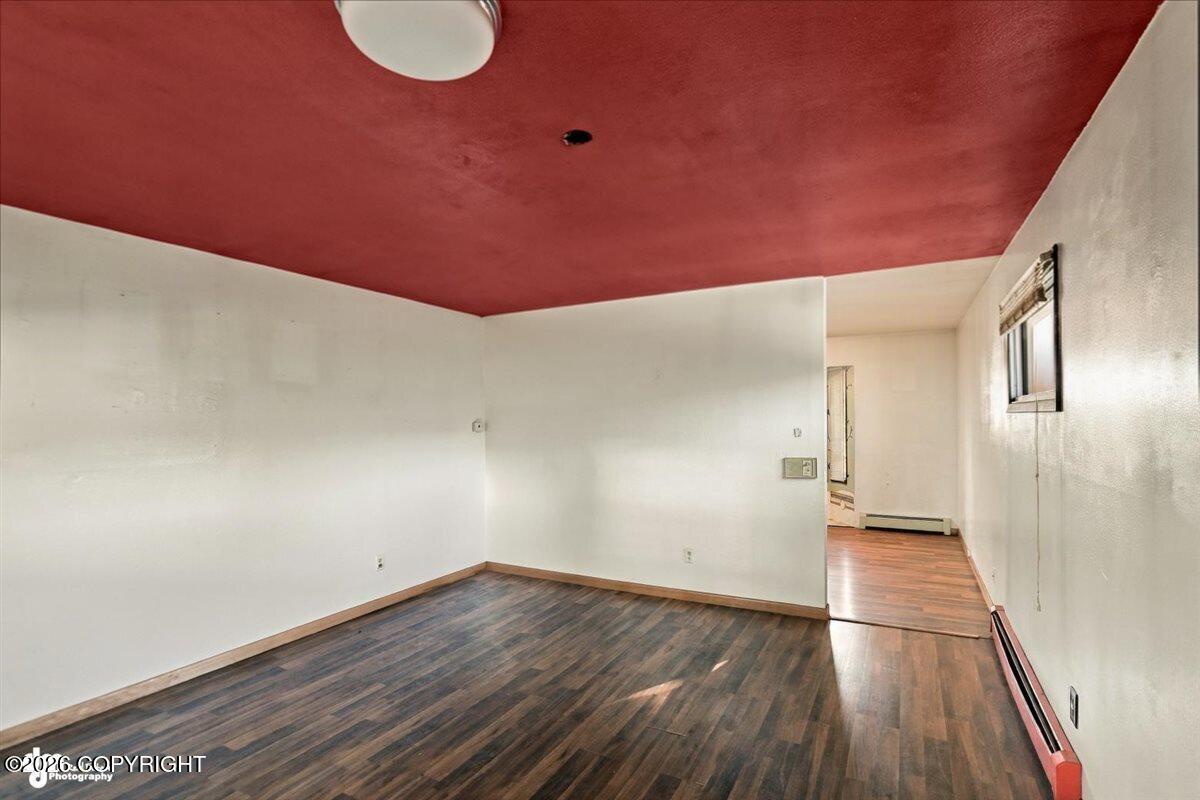 733 Price Street Property Photo 18