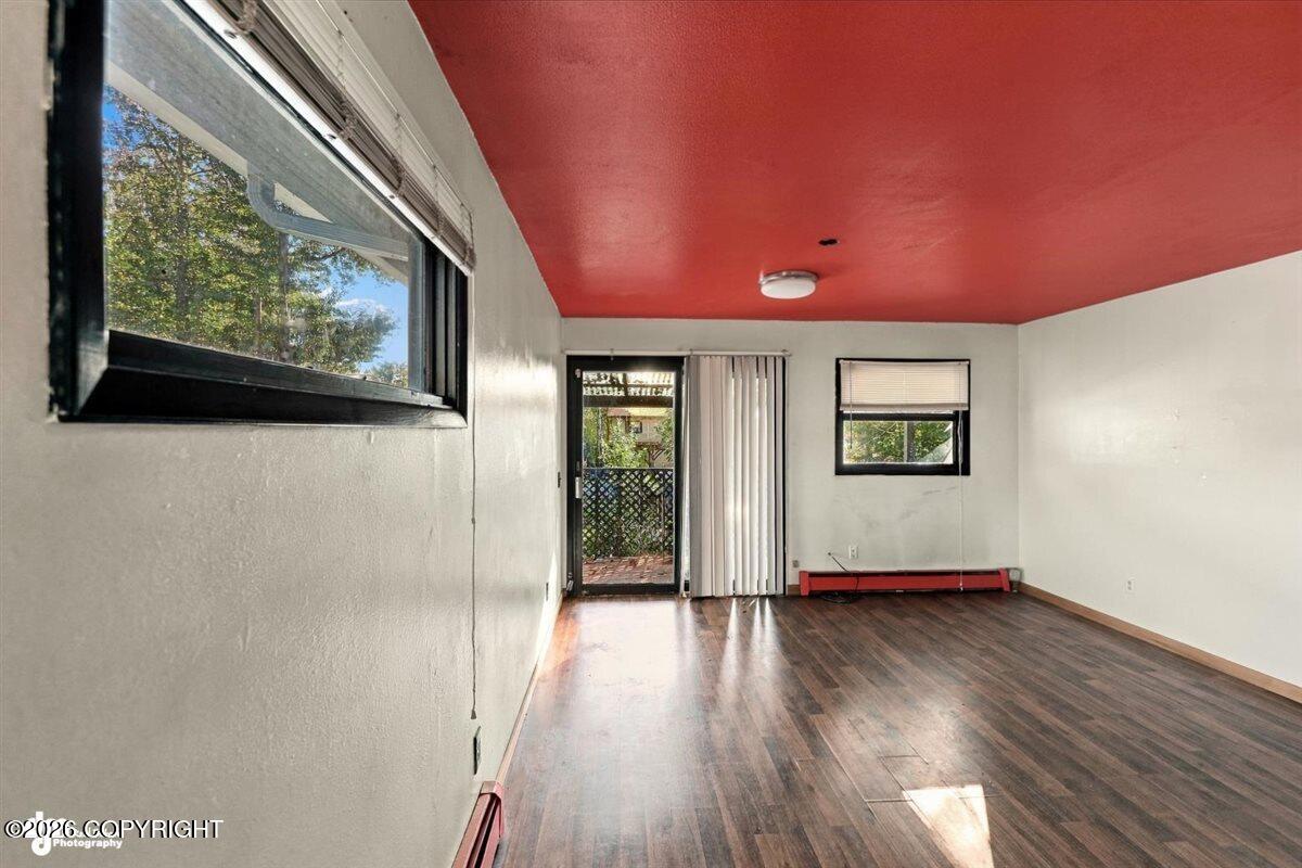733 Price Street Property Photo 19
