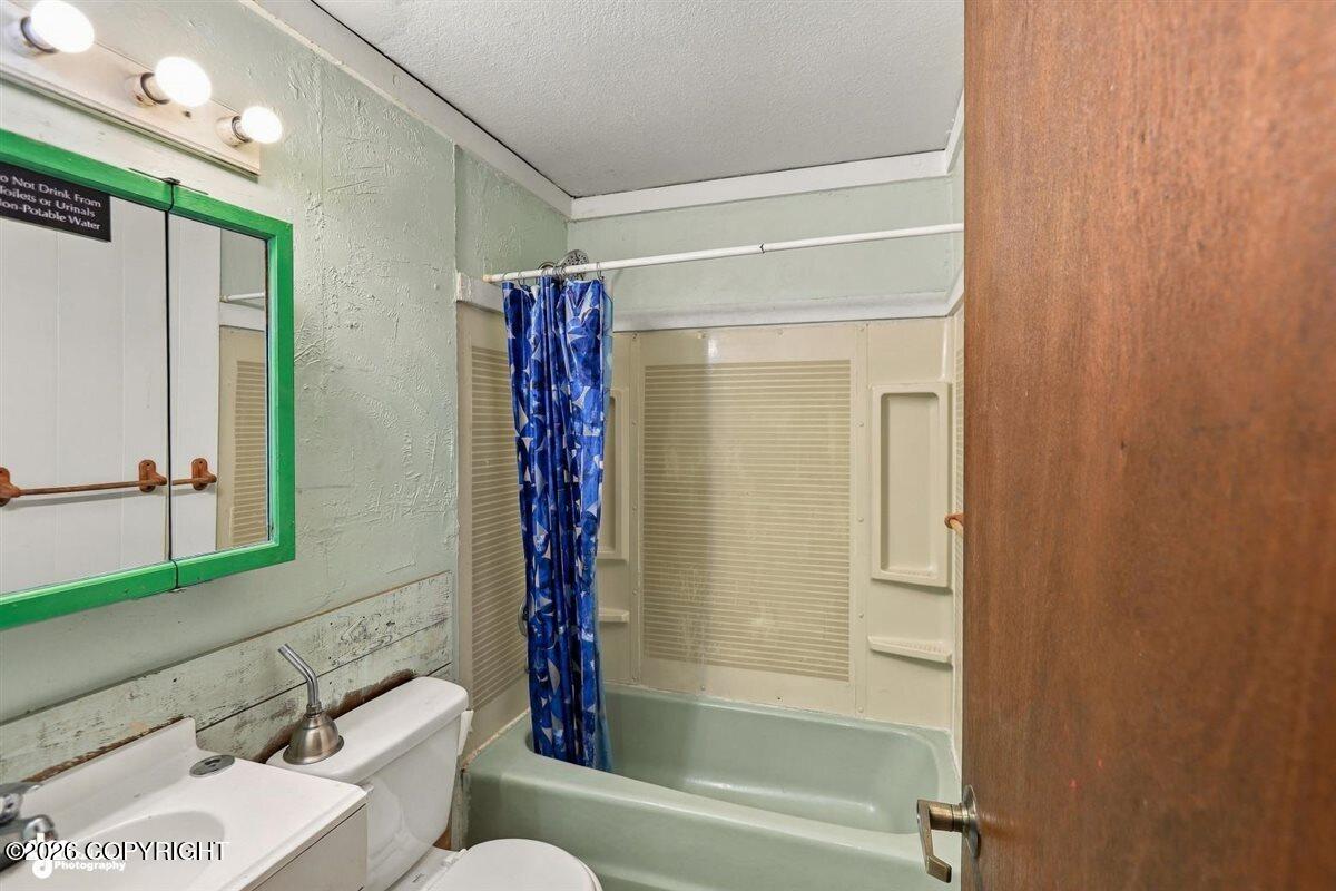 733 Price Street Property Photo 28