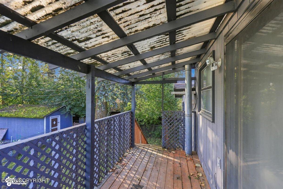 733 Price Street Property Photo 38
