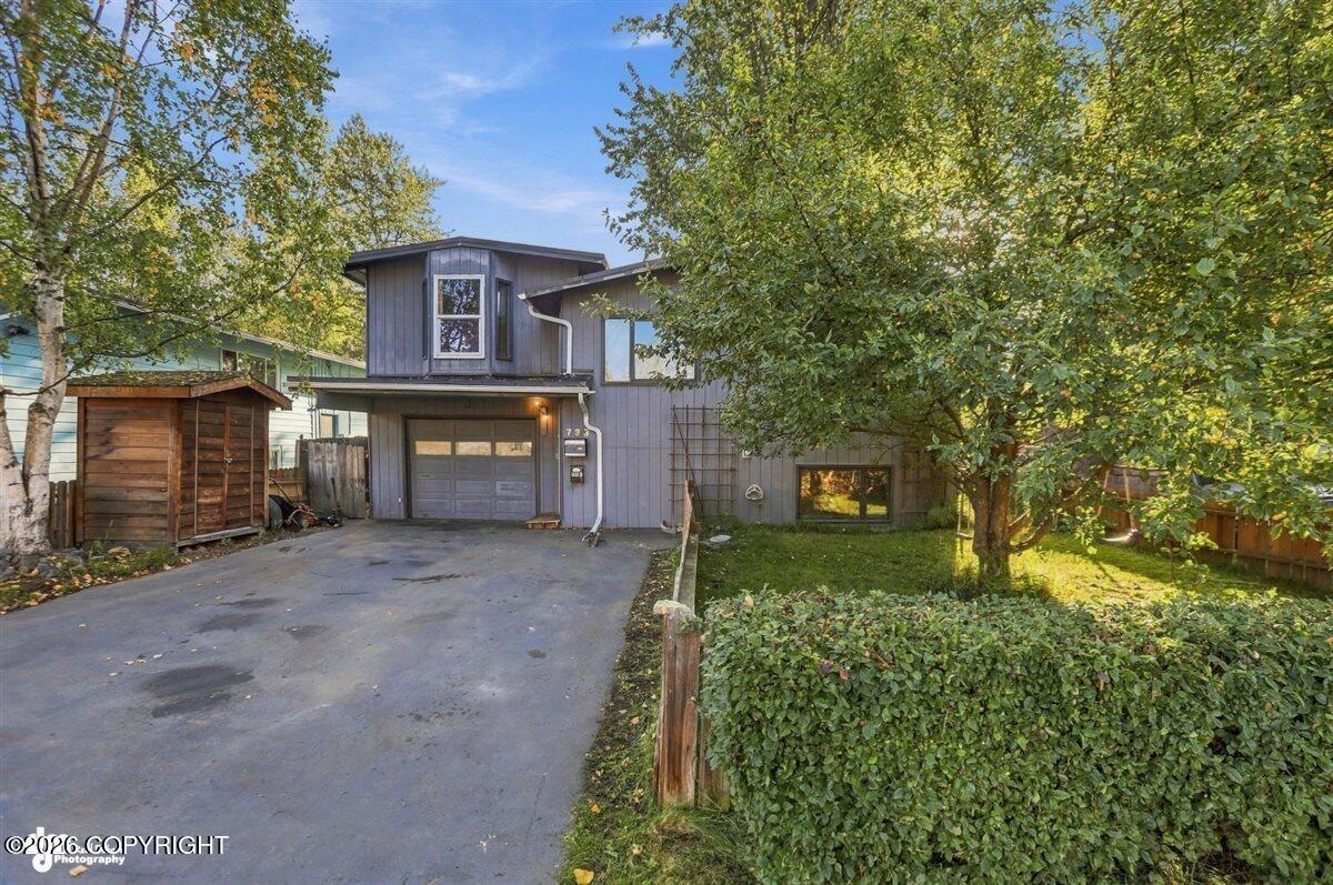 733 Price Street Property Photo 41