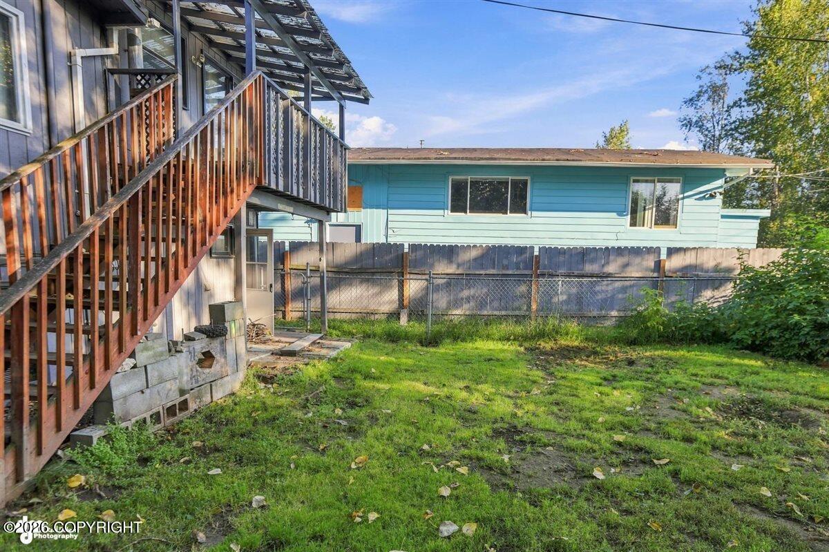 733 Price Street Property Photo 43