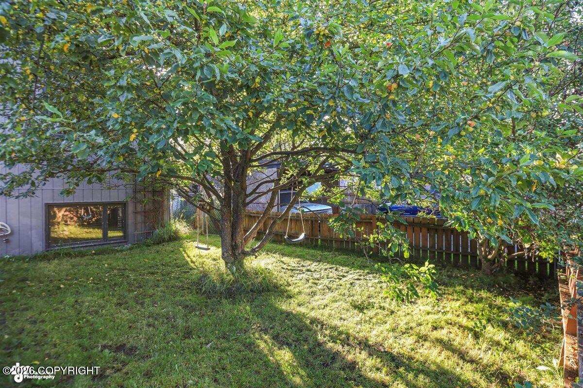 733 Price Street Property Photo 44