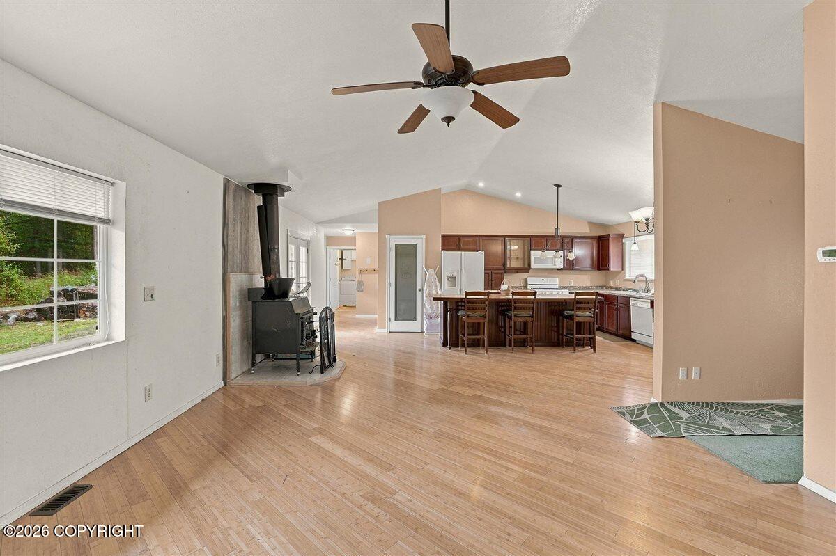 279 W Sunflower Drive Property Photo 9