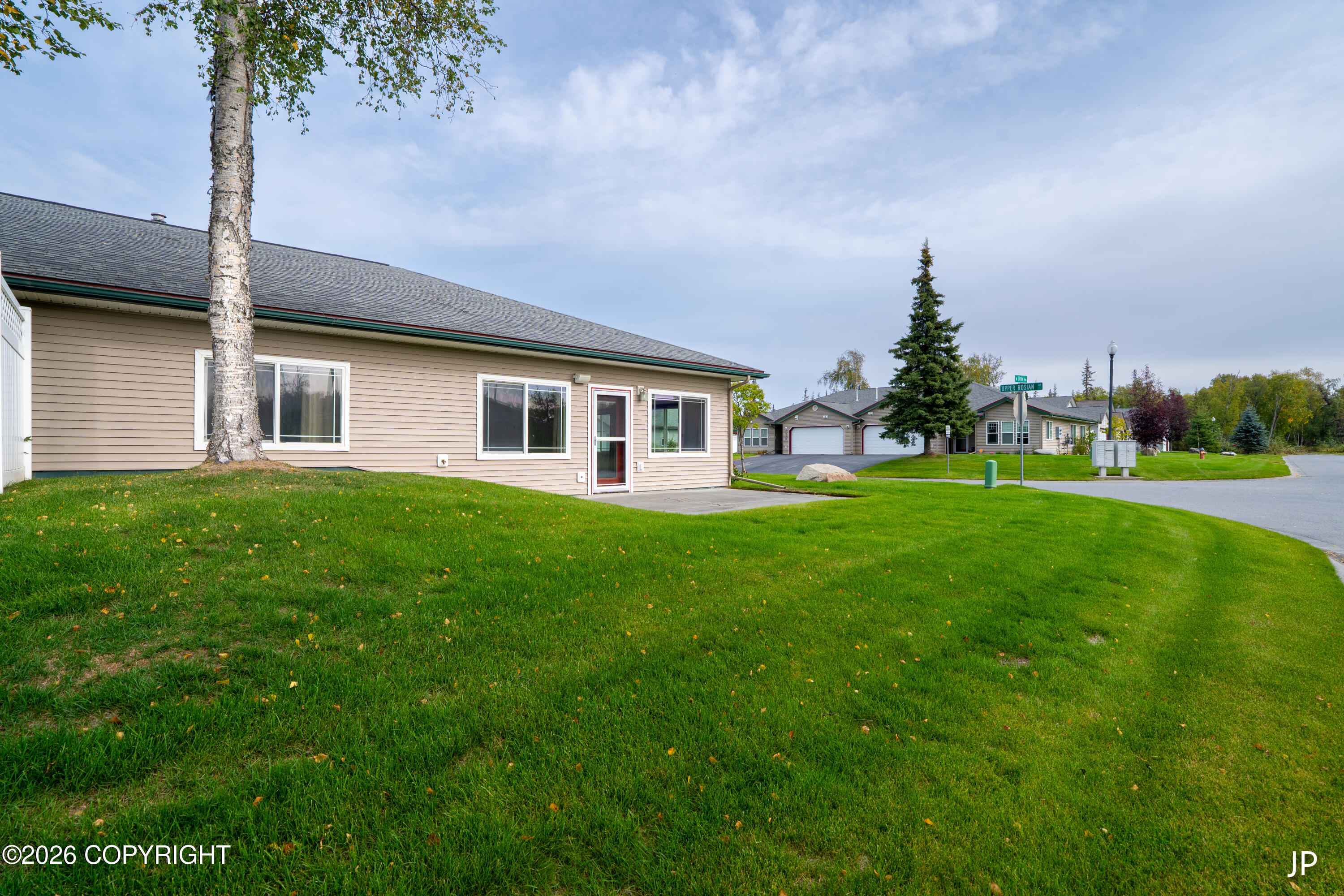 281 W London Rose Circle Property Photo 7