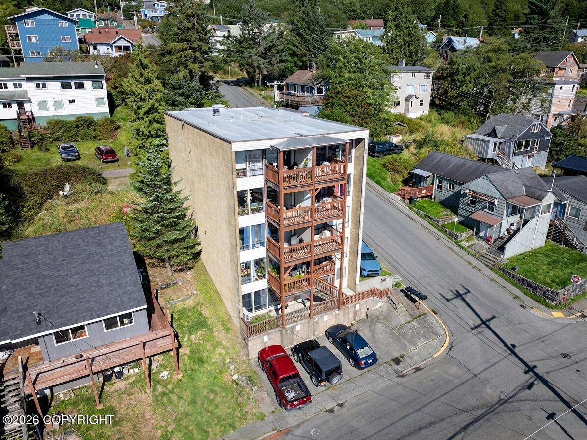 207 Washington Street Property Photo 2