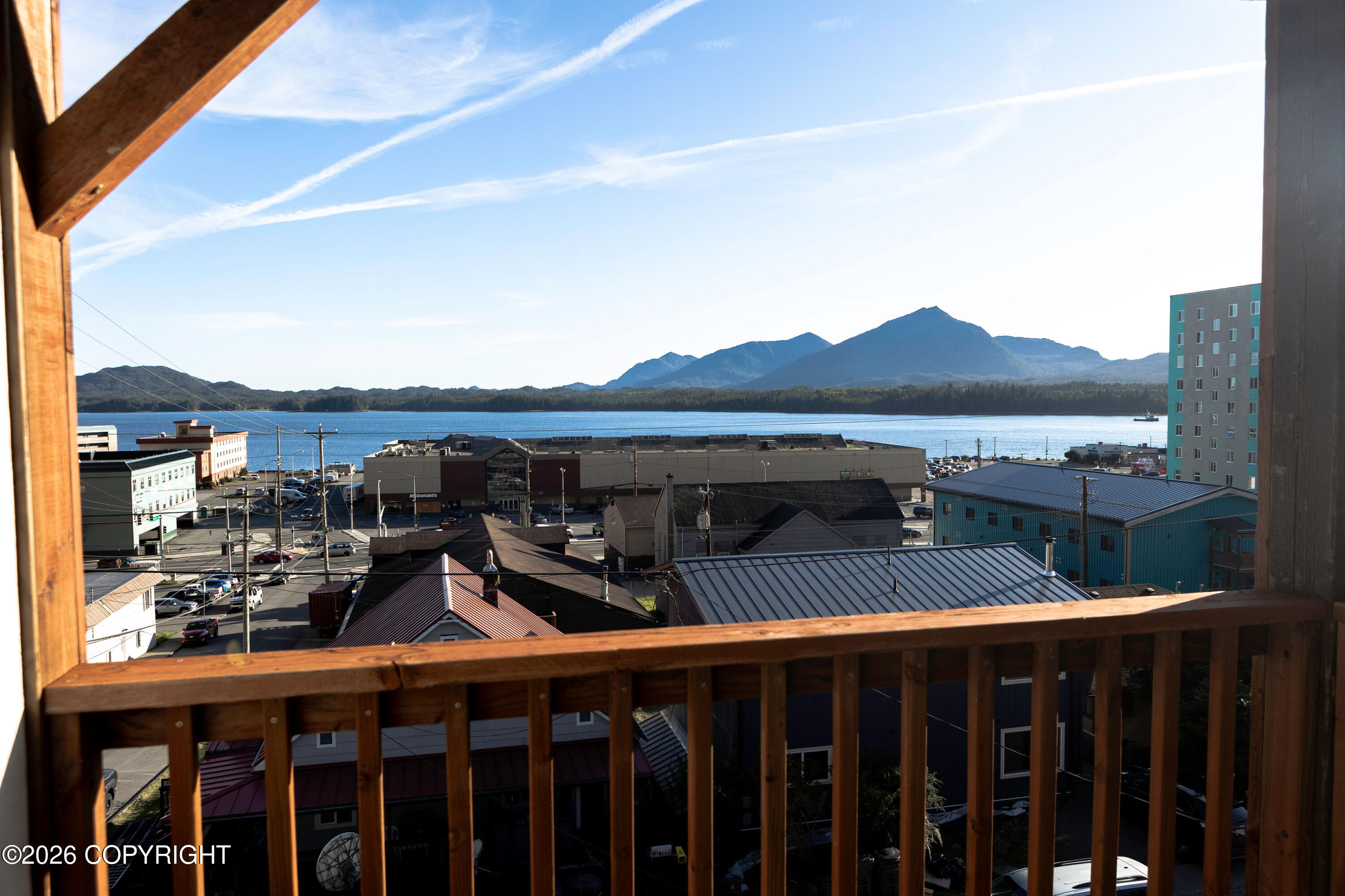 207 Washington Street Property Photo 5