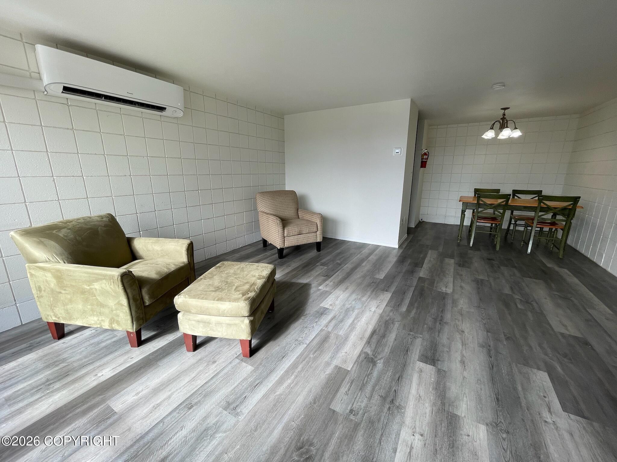 207 Washington Street Property Photo 10