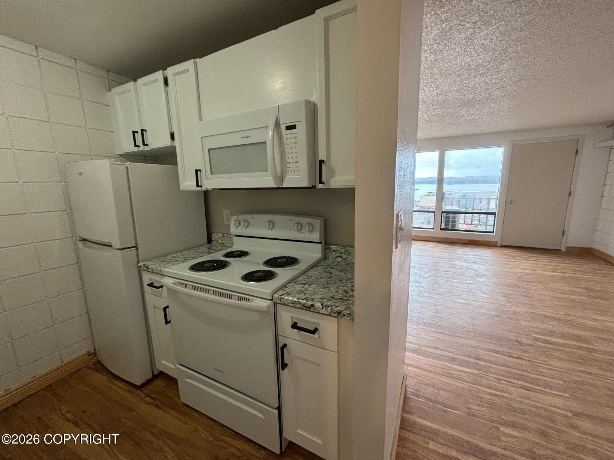 207 Washington Street Property Photo 14