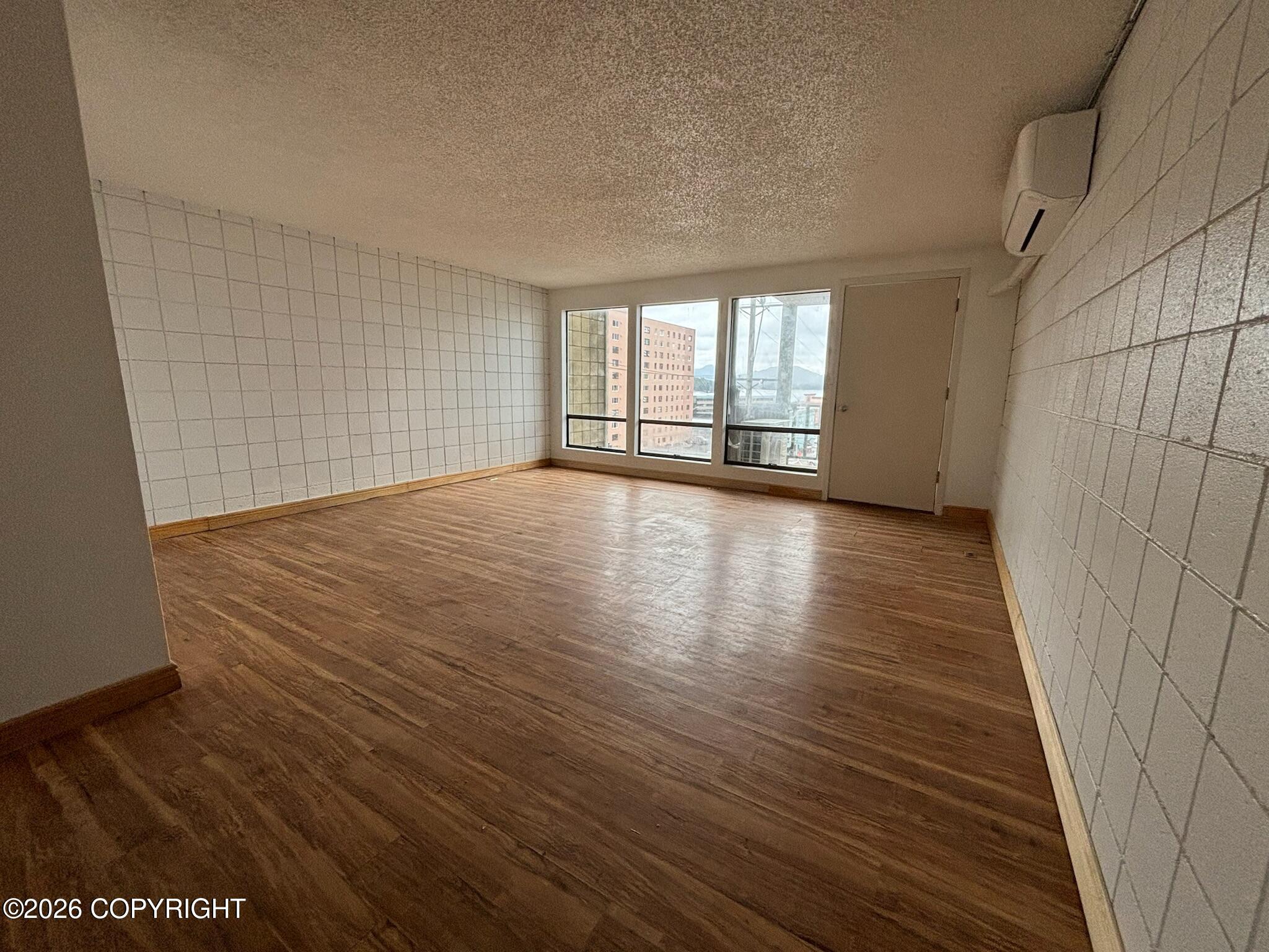 207 Washington Street Property Photo 15