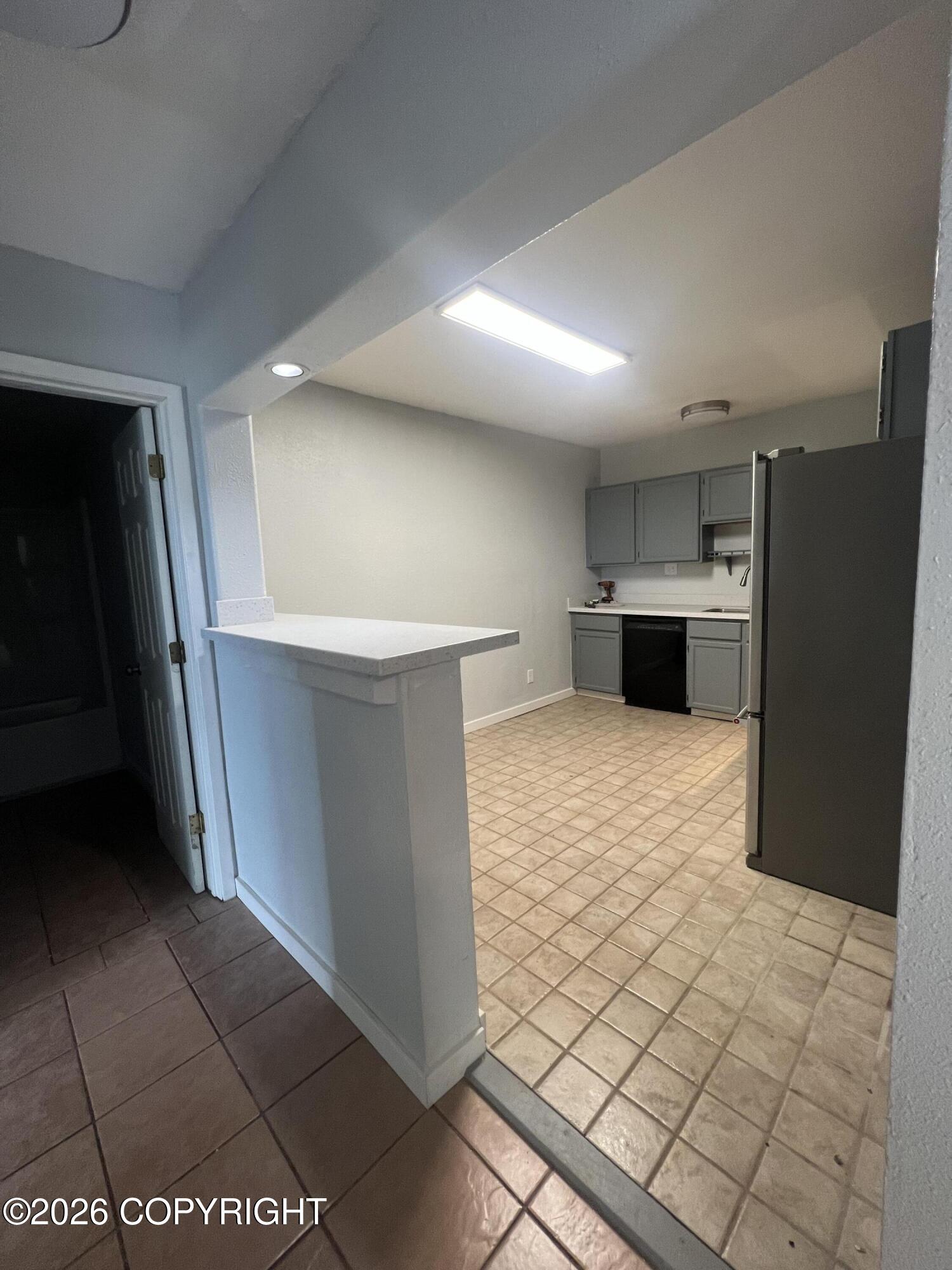 5830 E Columbus Way #6 Property Photo 3
