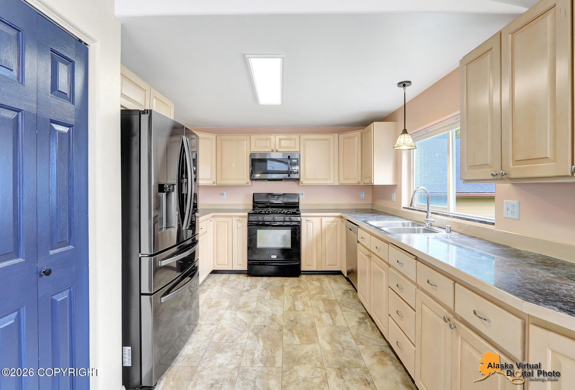6717 Air Guard Road Property Photo 13