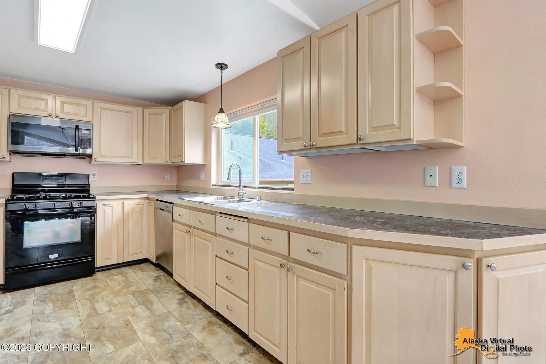 6717 Air Guard Road Property Photo 14