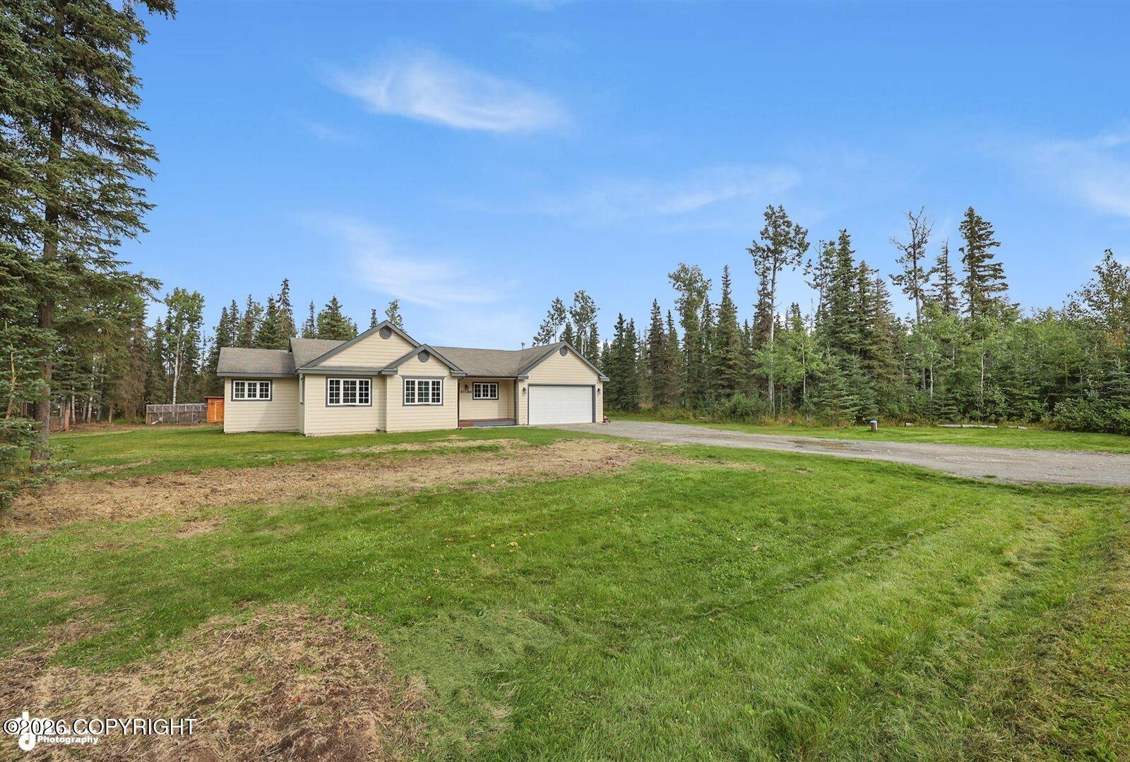 47184 Lawrence Court Property Photo 3