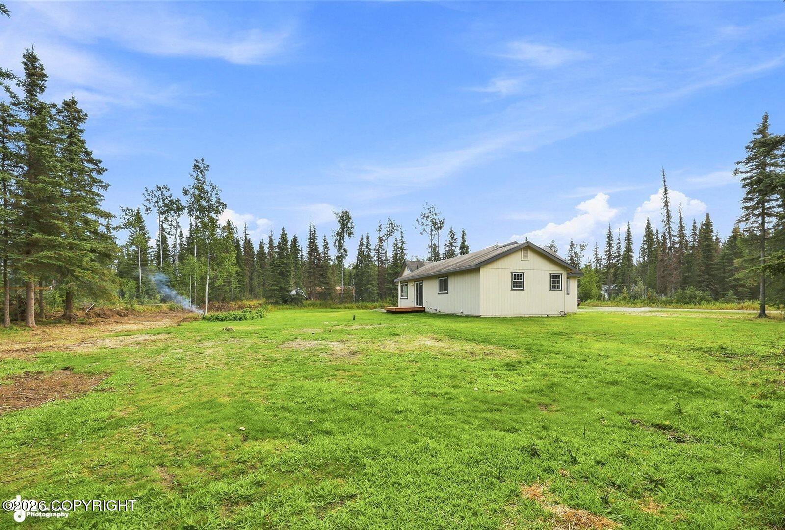 47184 Lawrence Court Property Photo 4