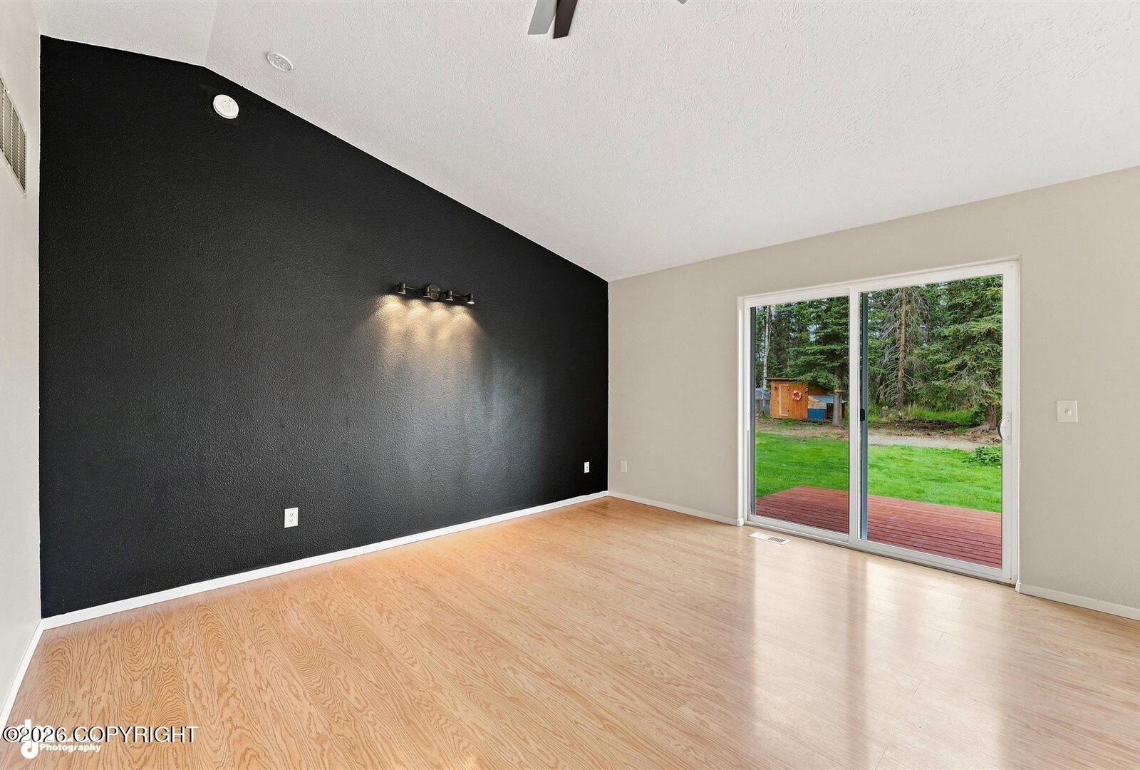 47184 Lawrence Court Property Photo 13