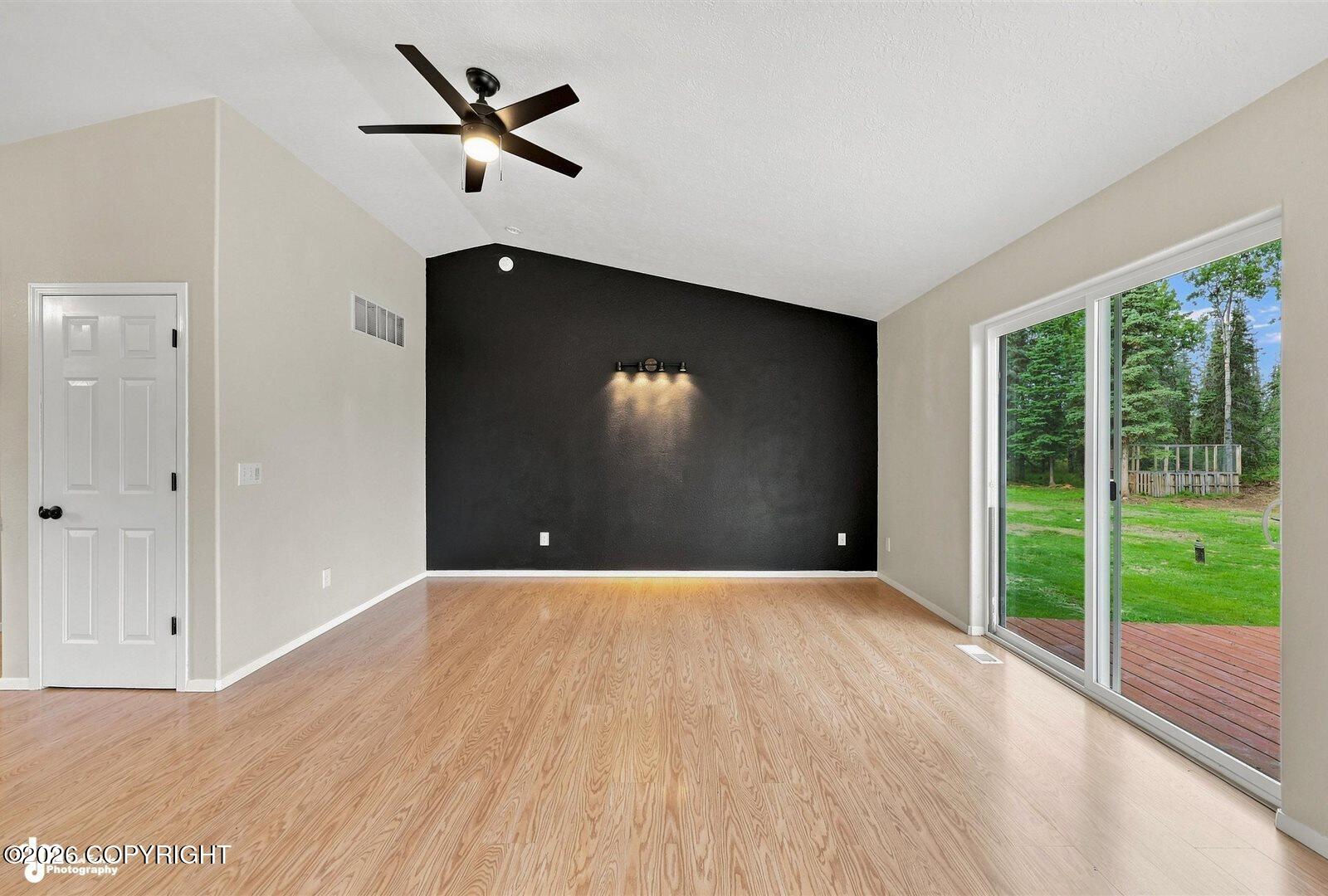 47184 Lawrence Court Property Photo 14