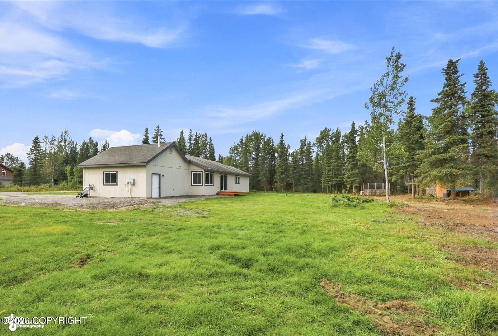 47184 Lawrence Court Property Photo 43