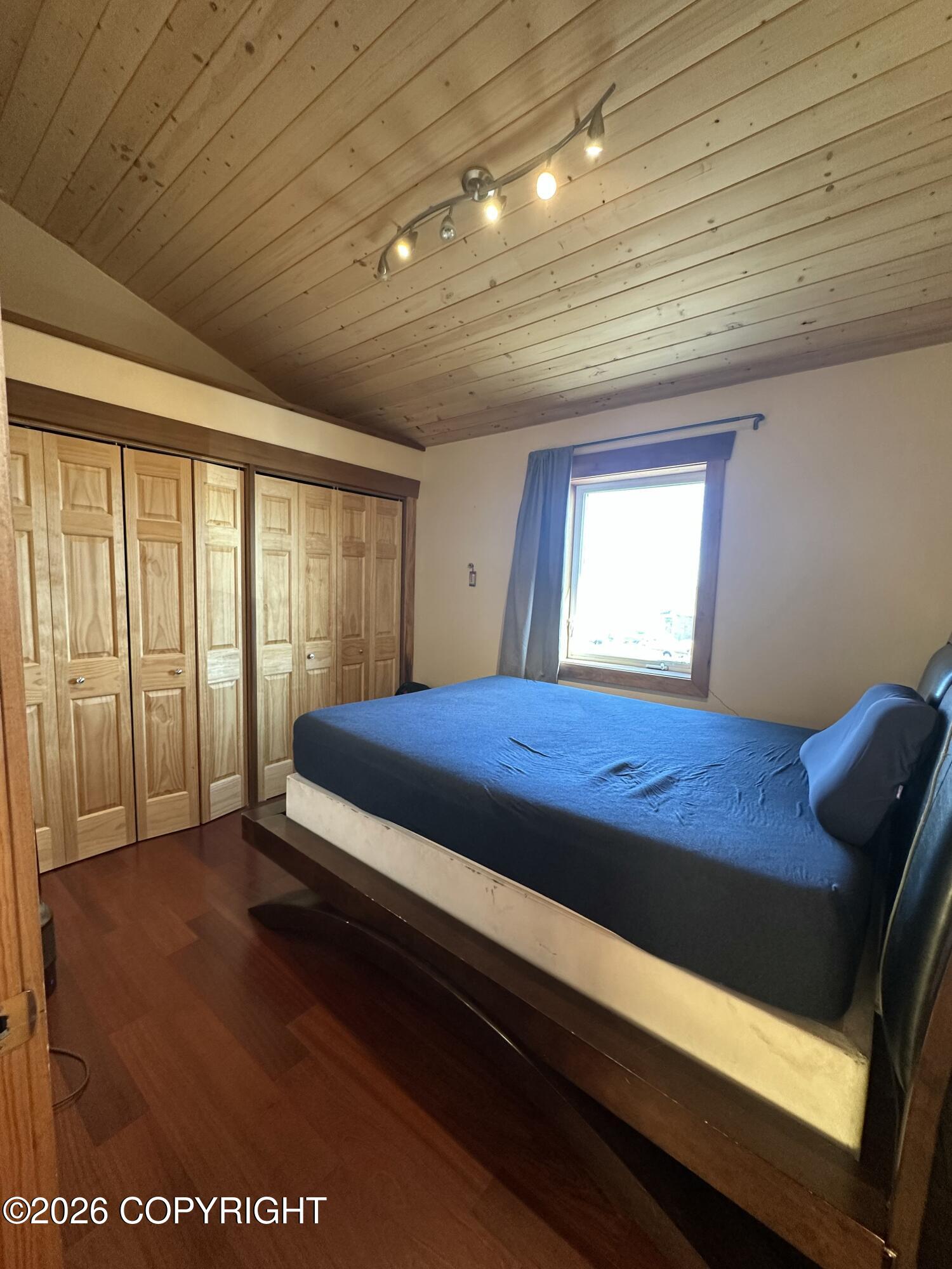466 8th Avenue Property Photo 12